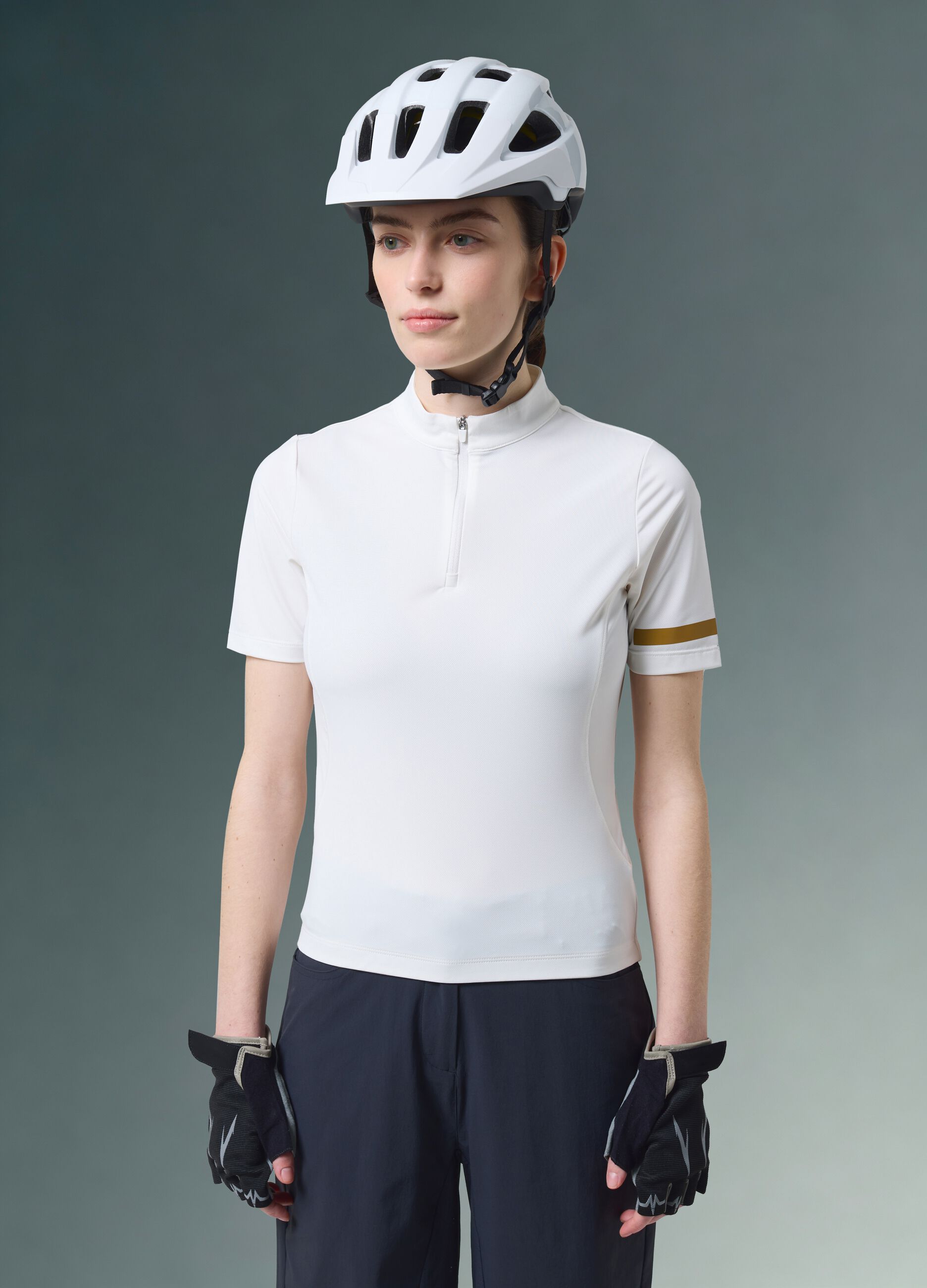 Wei&szlig;es ALTAVIA BIKE Funktions-T-Shirt aus Stretchgewebe