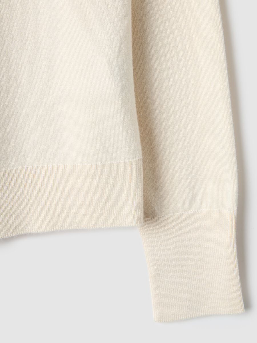 Beige Crew Neck Cardigan Regular Fit_5