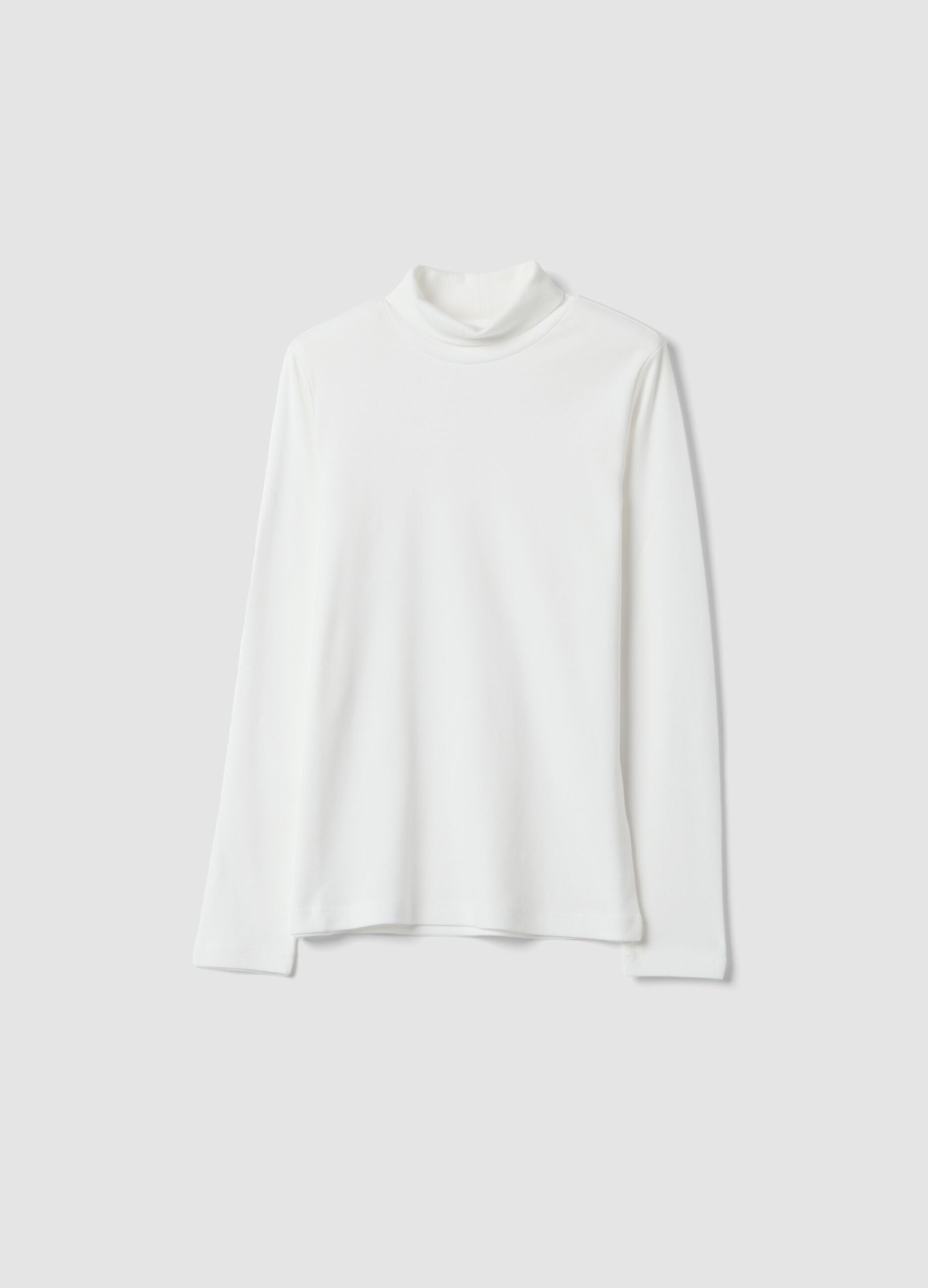 White long-sleeve organic cotton turtleneck T-shirt