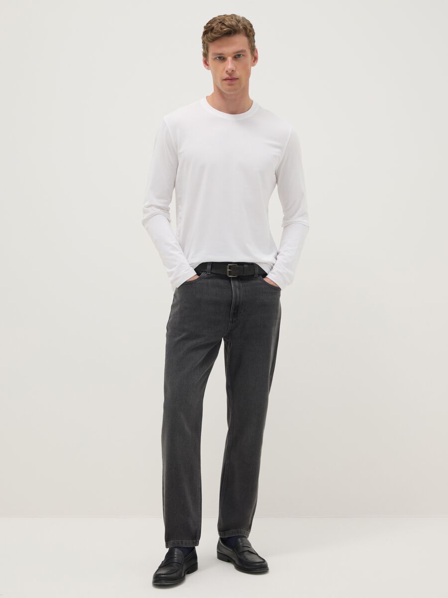 Black Cotton Blend Regular Tapered Jeans_0