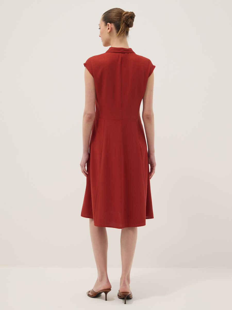 &Kappa;ό&kappa;&kappa;&iota;&nu;&omicron; &sigma;&epsilon;&mu;&iota;&zeta;&iota;έ &phi;ό&rho;&epsilon;&mu;&alpha; regular fit &alpha;&pi;ό &mu;&epsilon;ί&gamma;&mu;&alpha; &beta;&iota;&sigma;&kappa;ό&zeta;&eta;&sigmaf; &kappa;&alpha;&iota; &lambda;&iota;&nu;&omicron;ύ_3