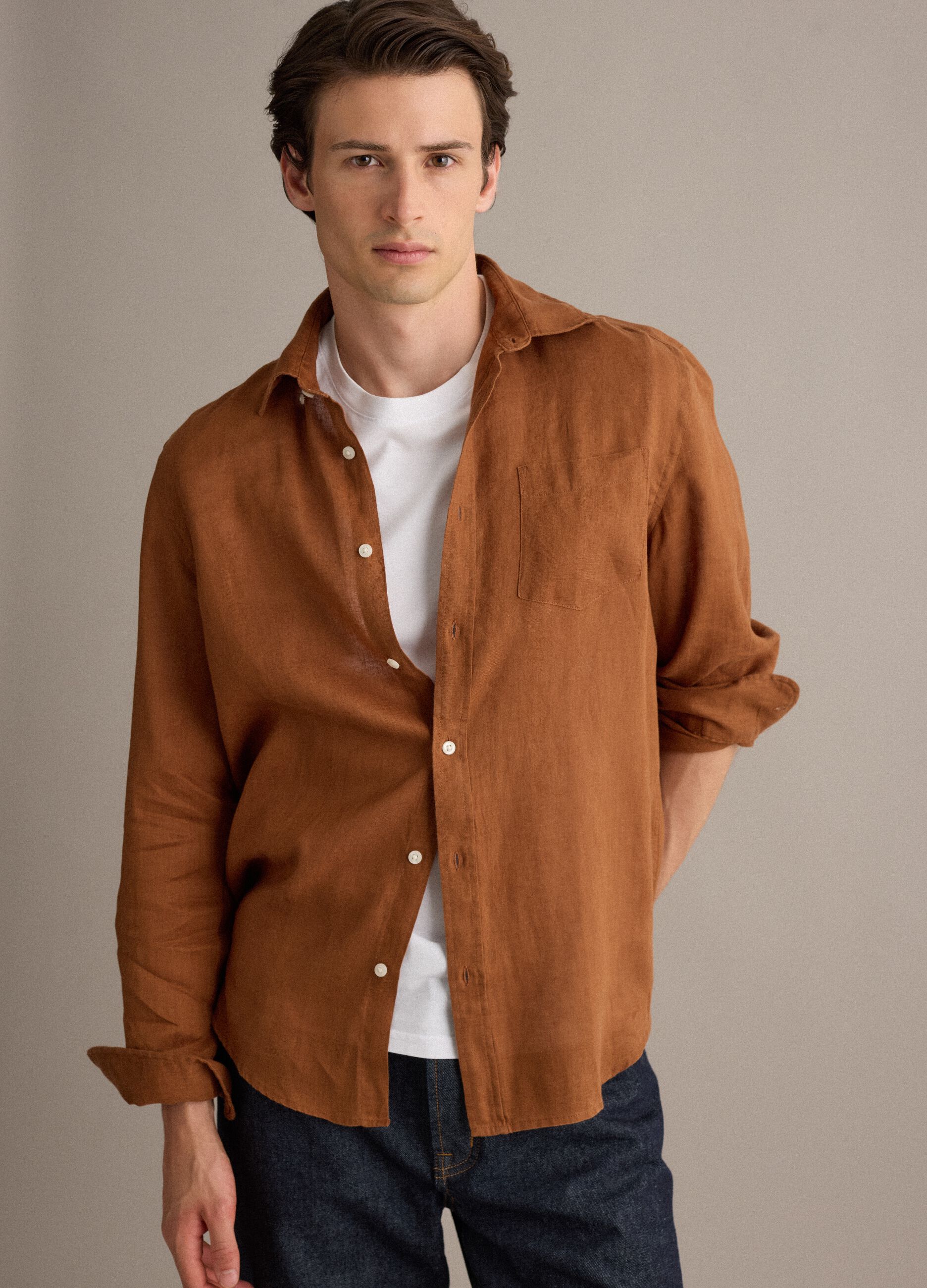 Brown pure linen shirt with button-down collar, regular fit
