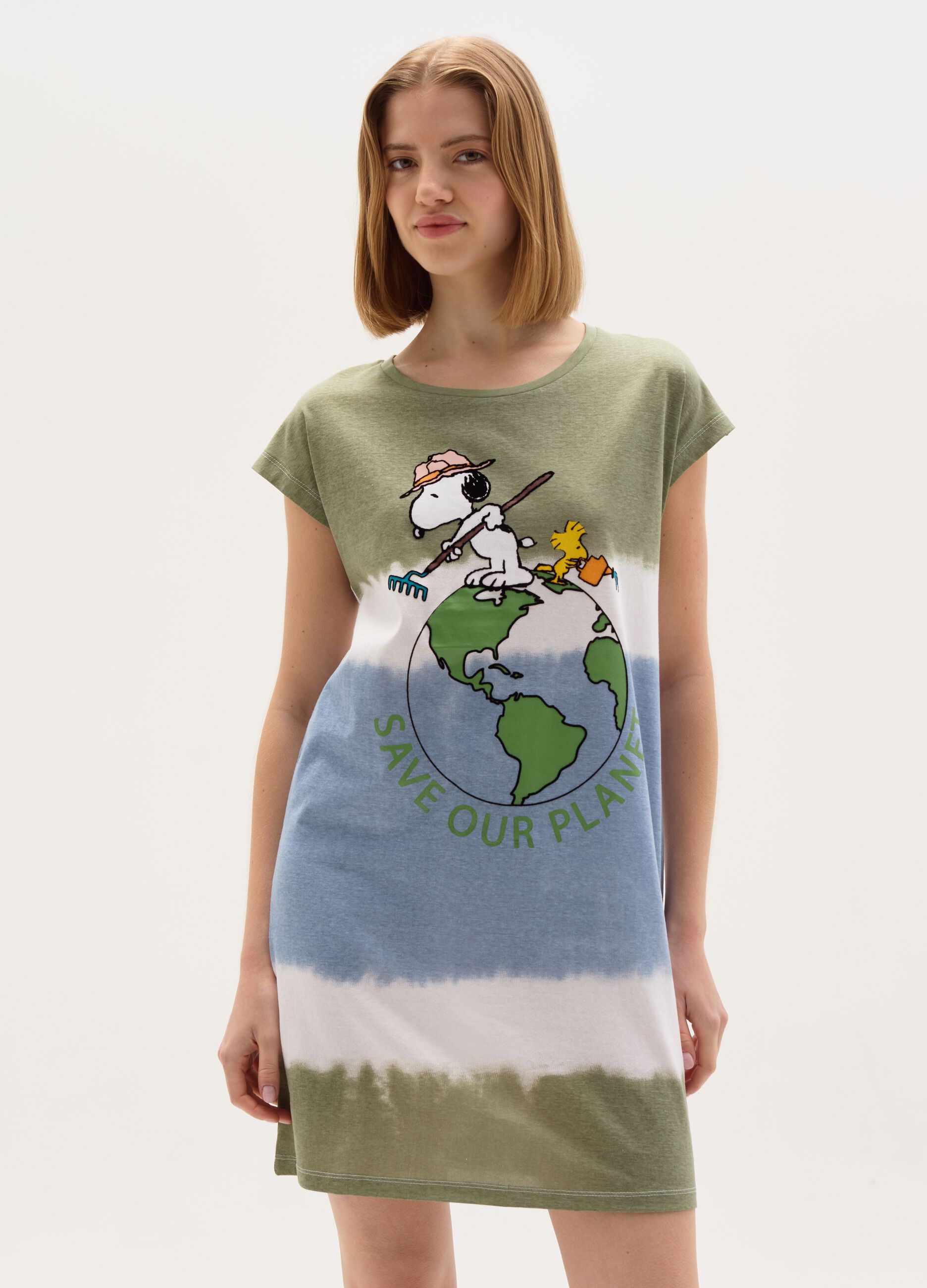 Nightdress with Snoopy print
