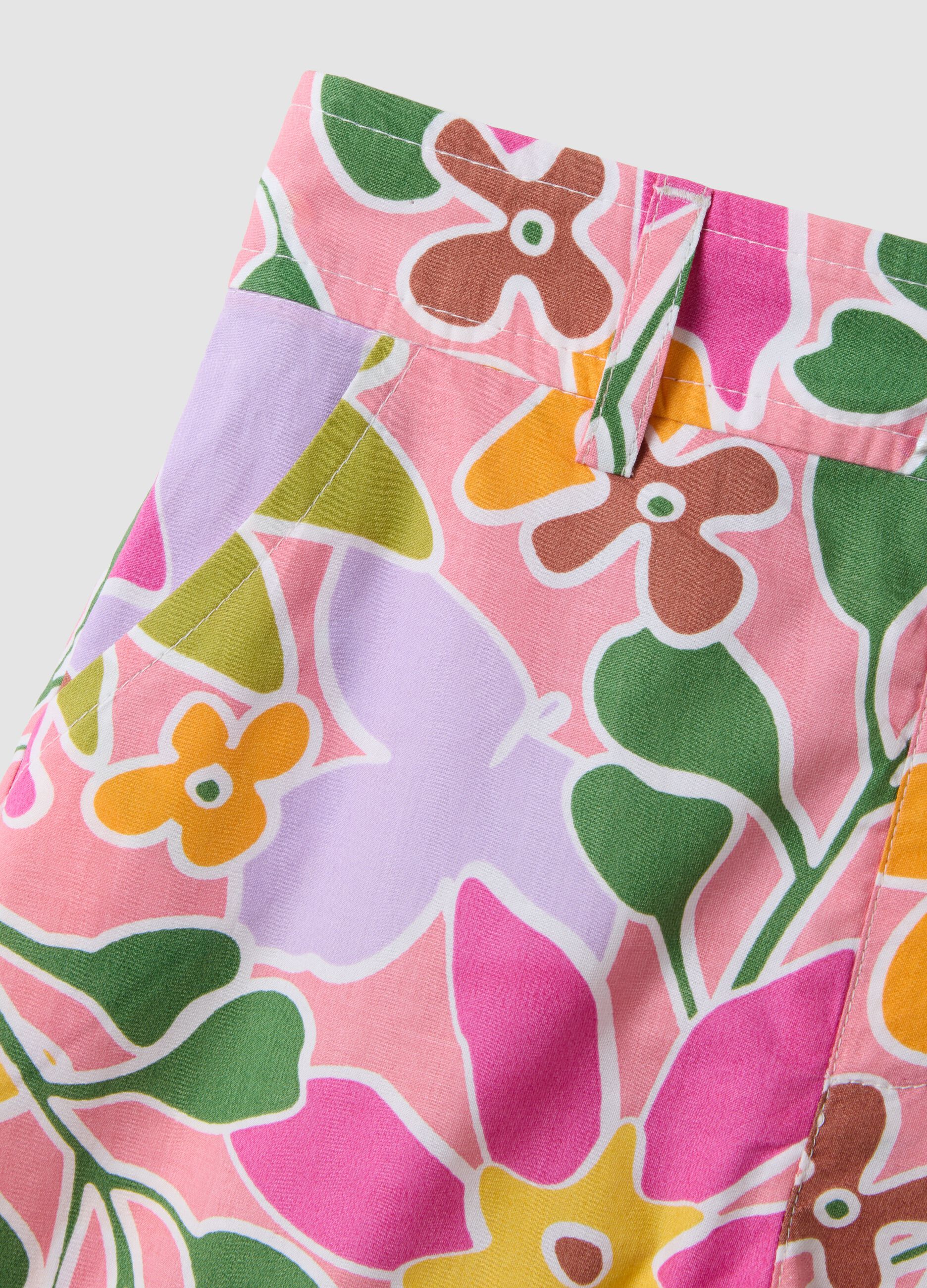 Cal&ccedil;&otilde;es multicolor em algod&atilde;o puro com estampado floral