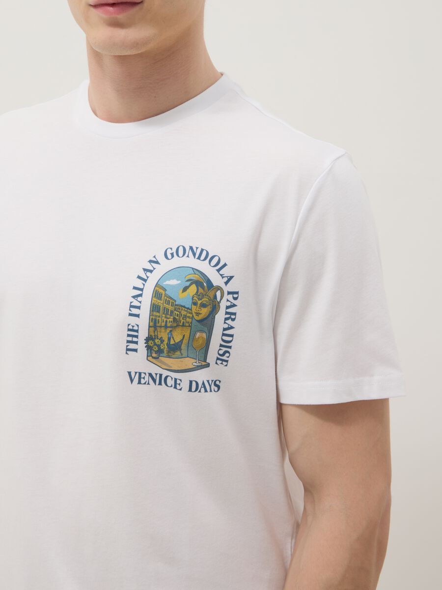 Weisses T-Shirt aus reiner Baumwolle mit Print, Regular Fit_2