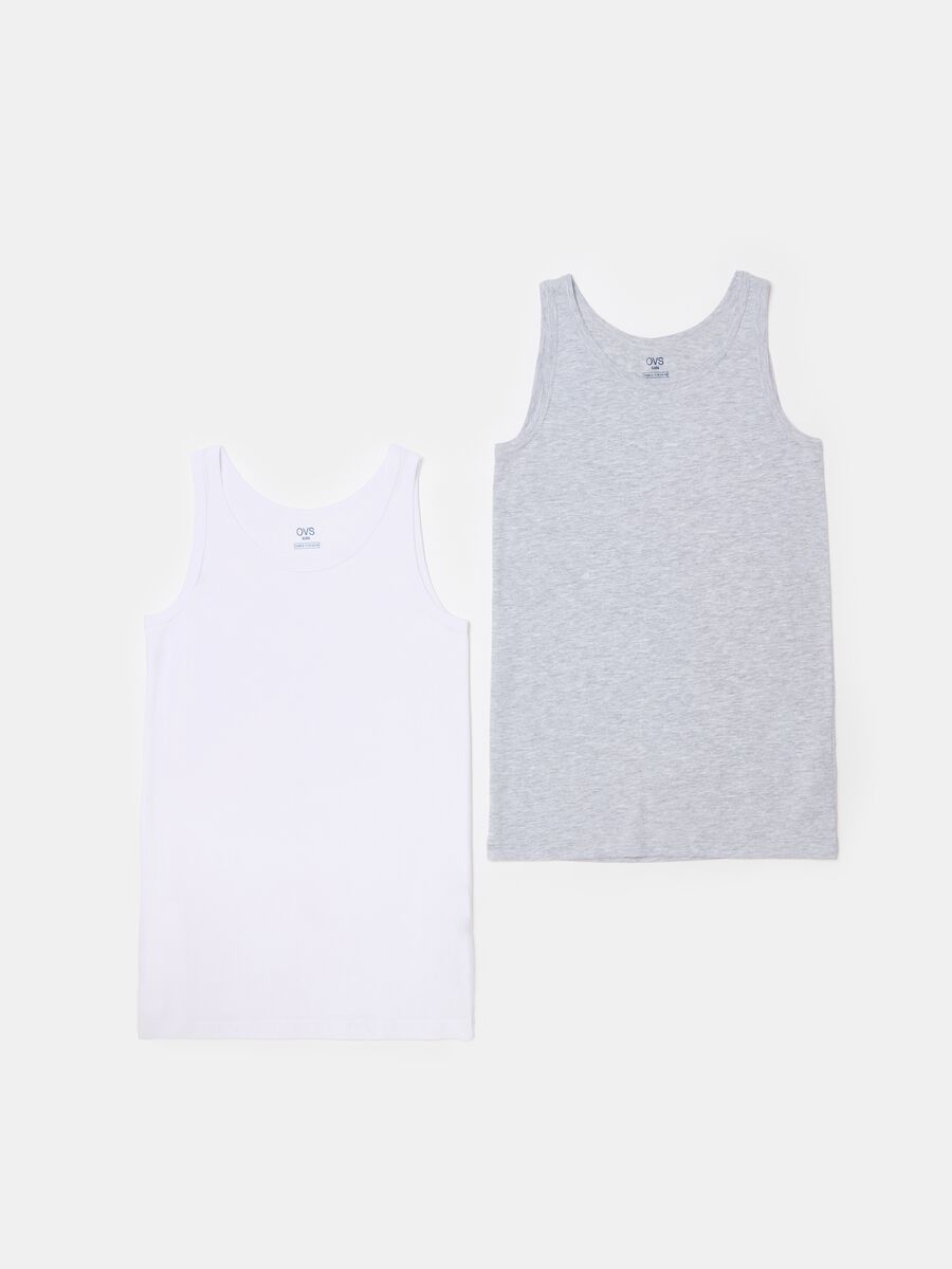 Two-pack racerback vests in organic cotton_0