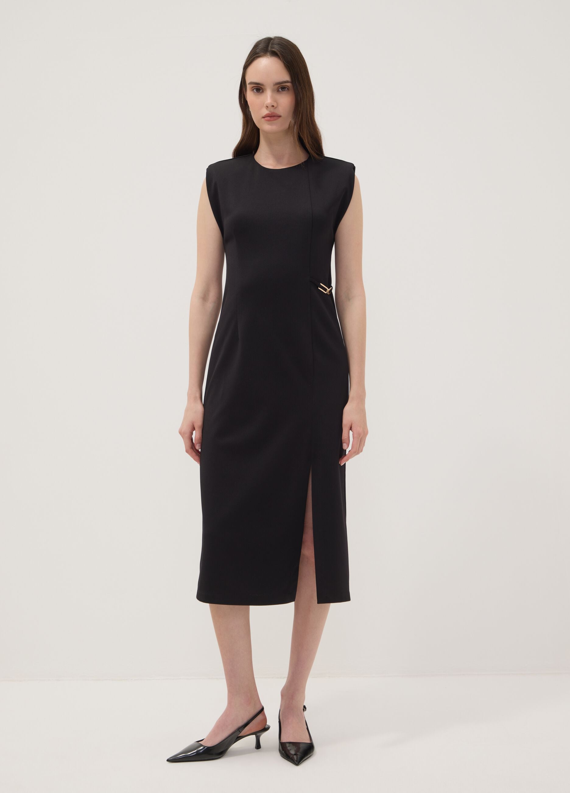 Schwarzes Midikleid aus Stretchstoff, Slim Fit