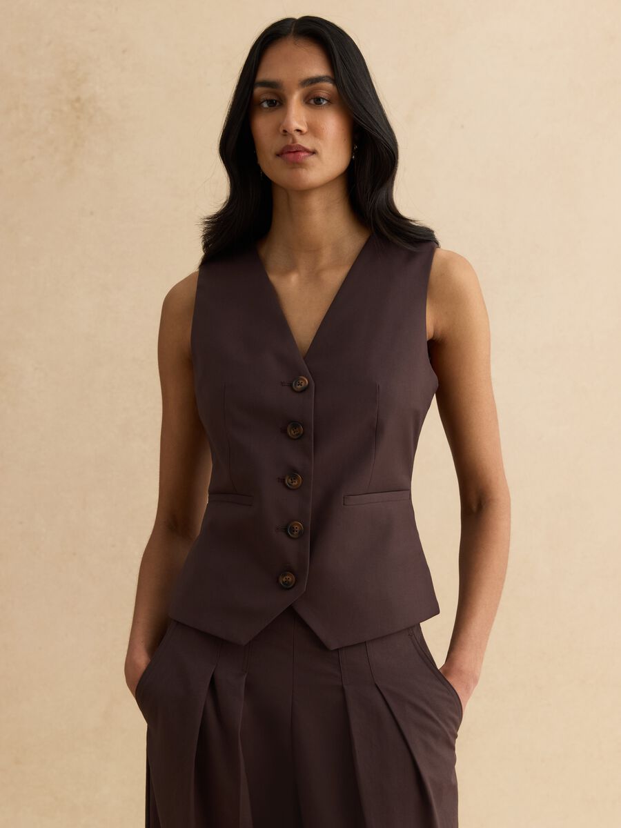 Brown classic waistcoat, regular fit with buttons_0