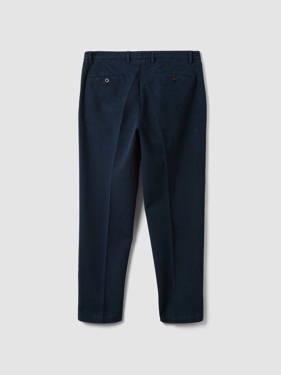 Pantaloni chino azzurri in cotone e modal elasticizzato_2