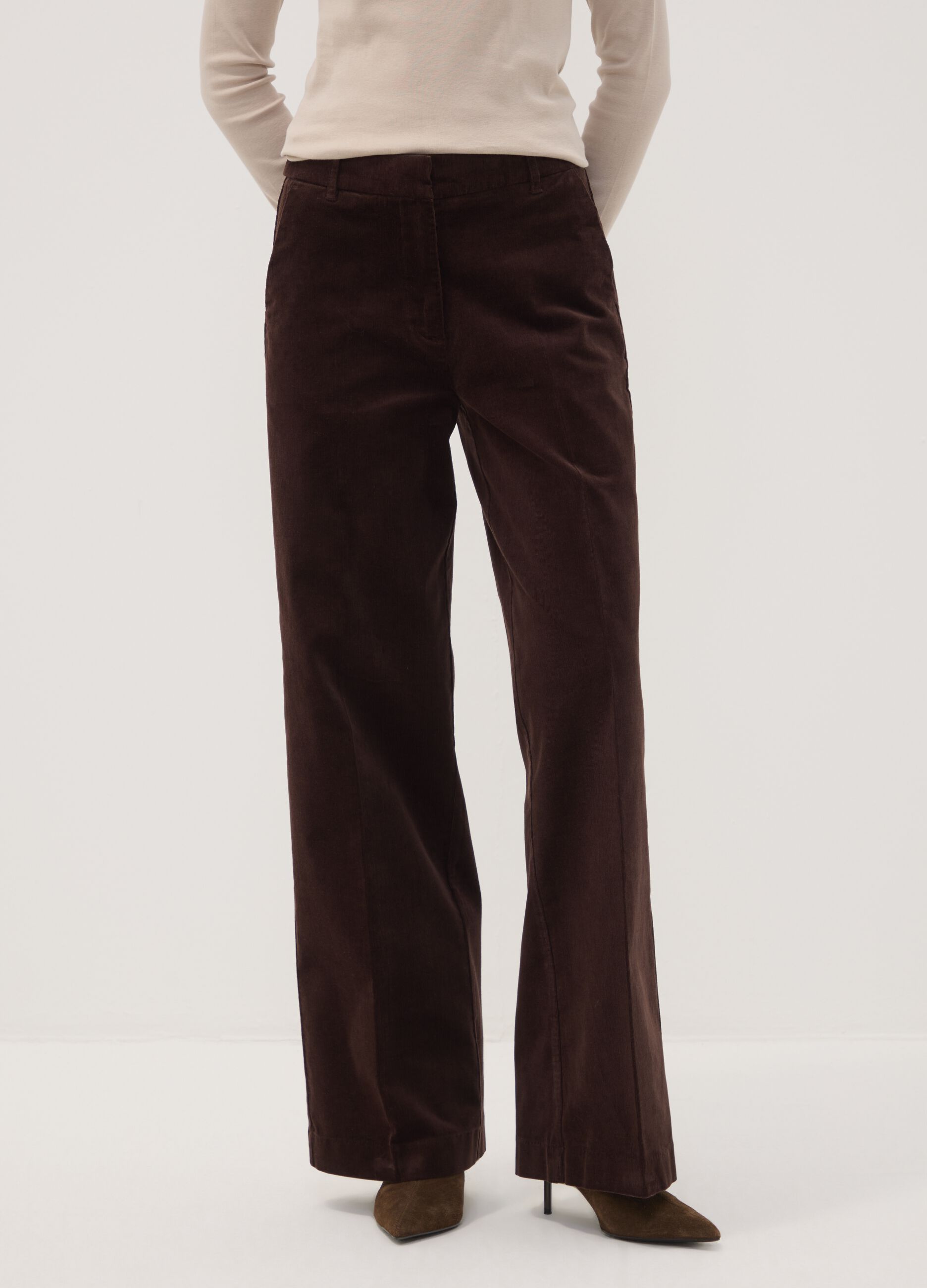 Cal&ccedil;as The Iconic Pants castanhas em algod&atilde;o el&aacute;stico canelado, corte straight
