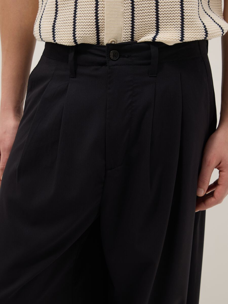 Black viscose stretch chino trousers regular fit_4