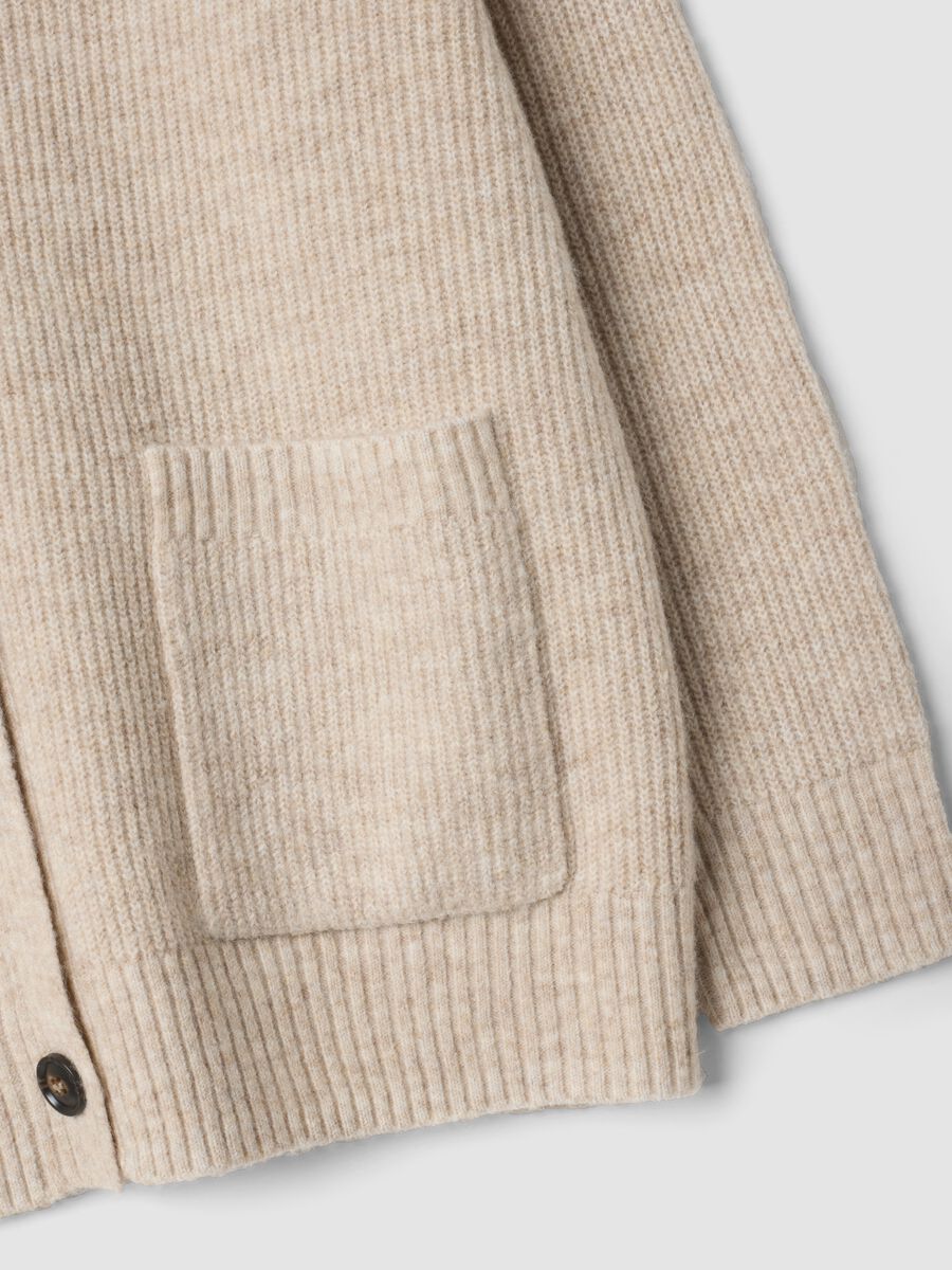 Beige stretch cardigan with deep V-neck_5