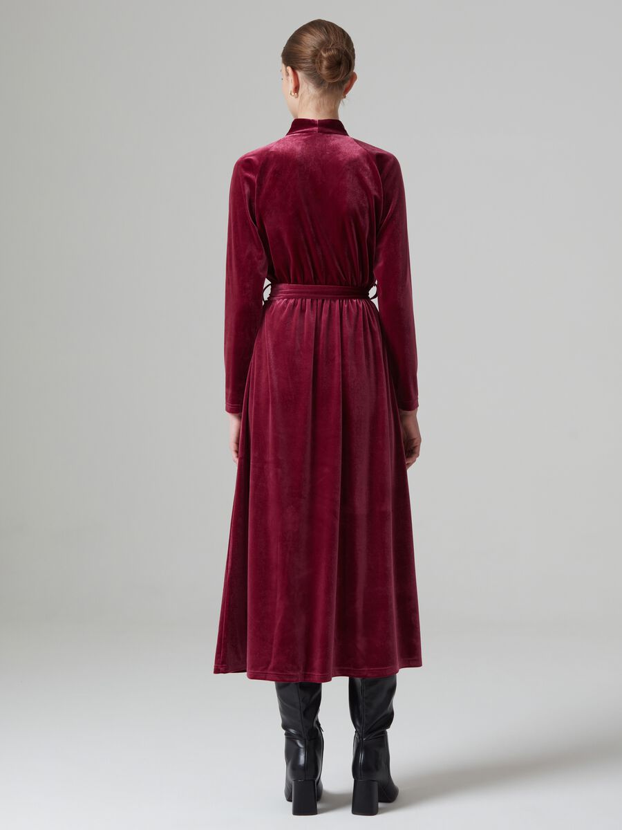 Long velvet dress with belt_2