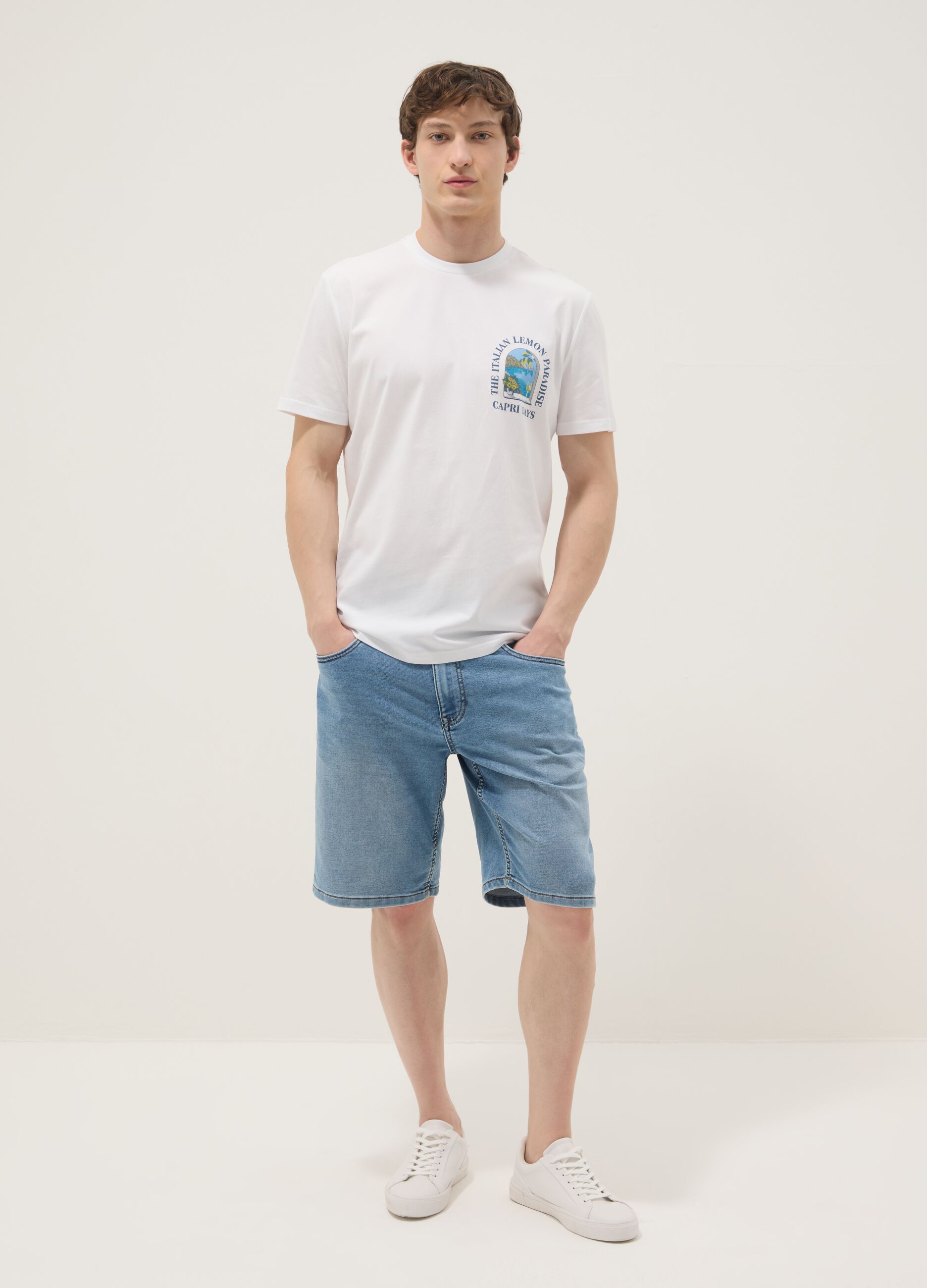 Wei&szlig;es T-Shirt aus reiner Baumwolle mit Print, Regular Fit