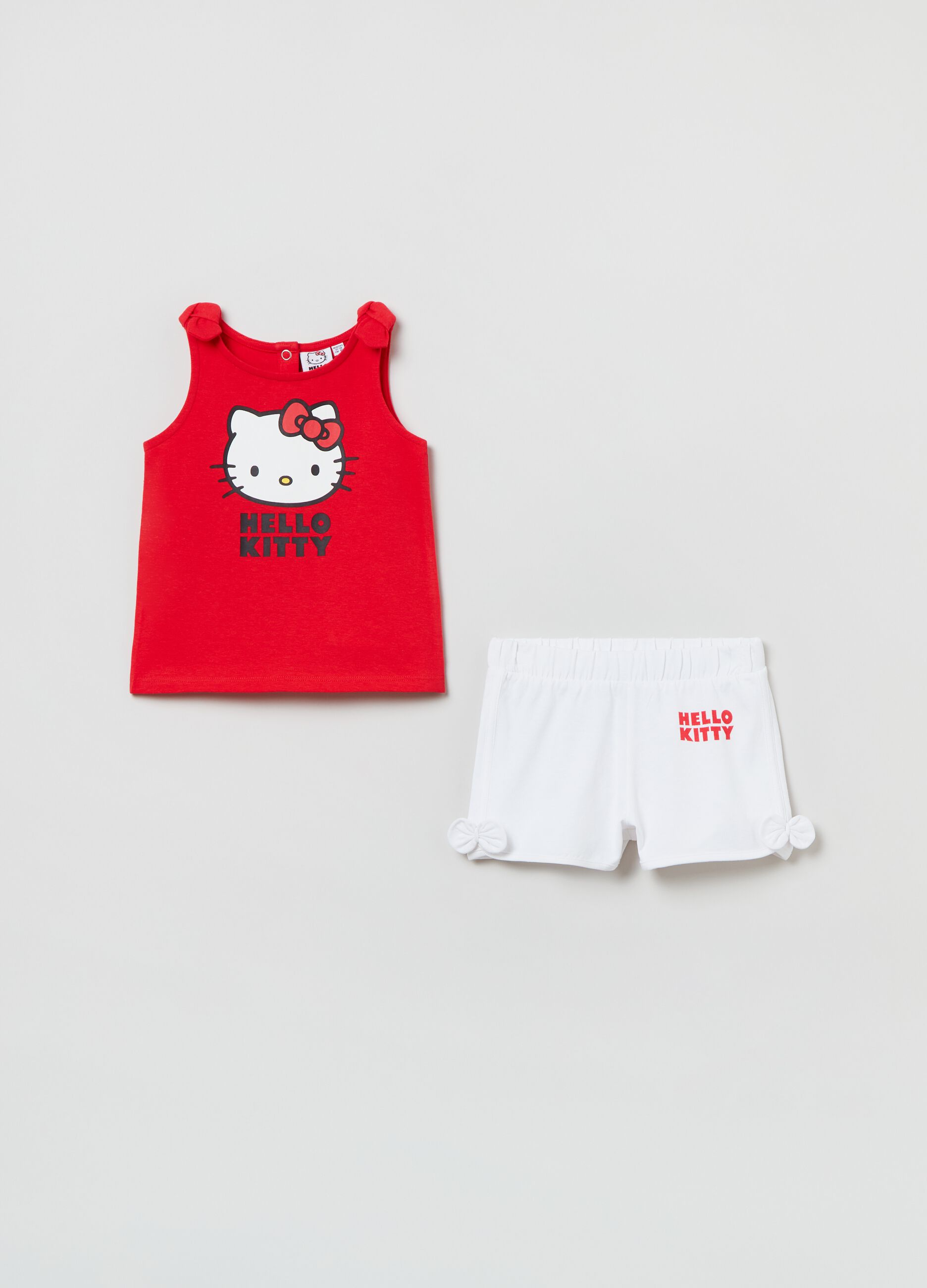 Conjunto camiseta de tirantes y shorts elásticos Hello Kitty
