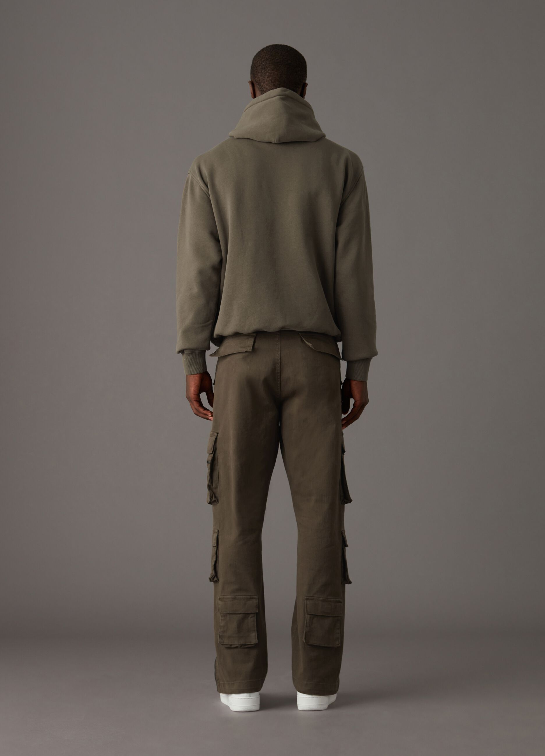 Military Green Multipocket Cargo Trousers_4