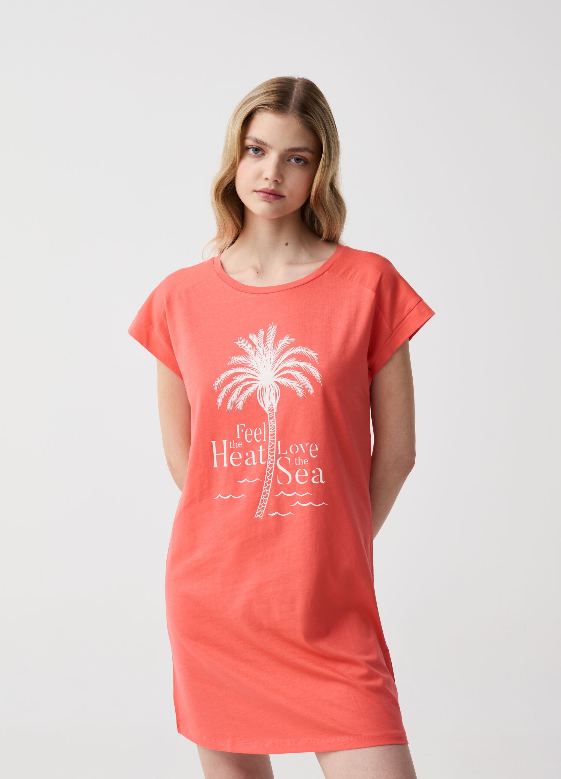 Nightdress with tropical print