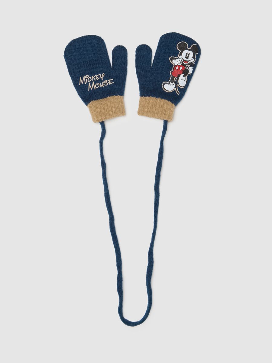 Blue gloves for children_0