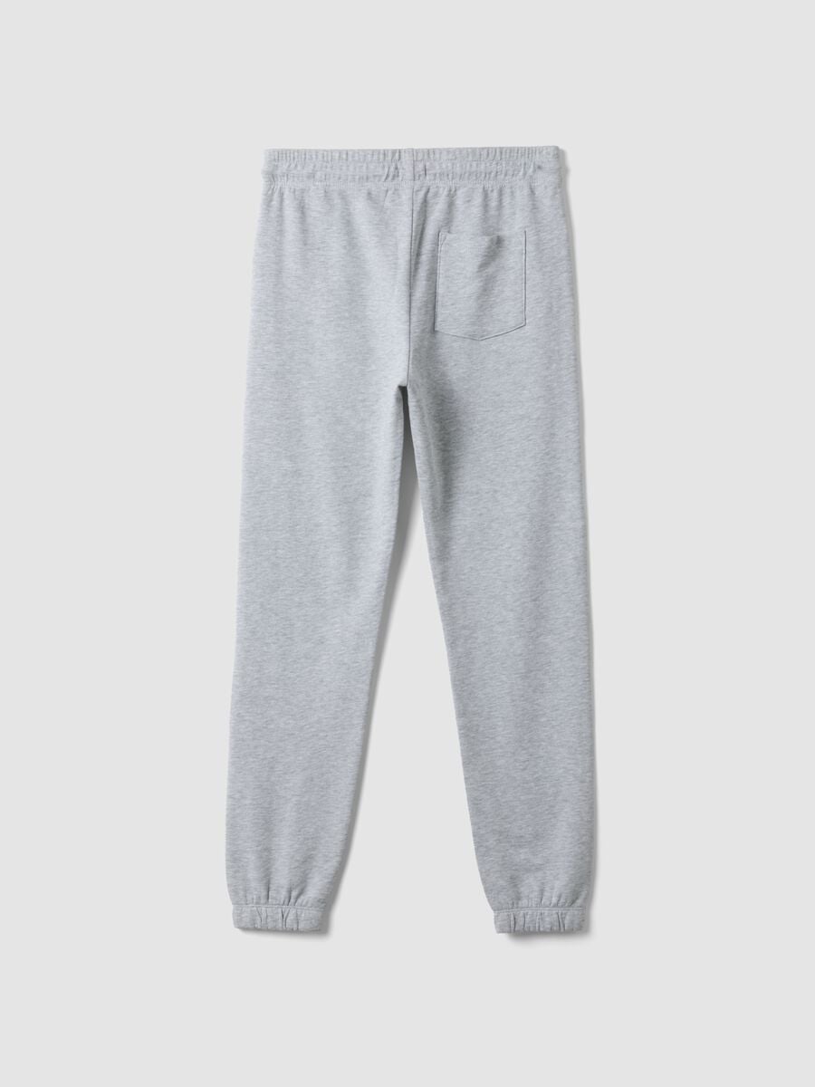 Grey pure cotton joggers with varsity print for boys_4