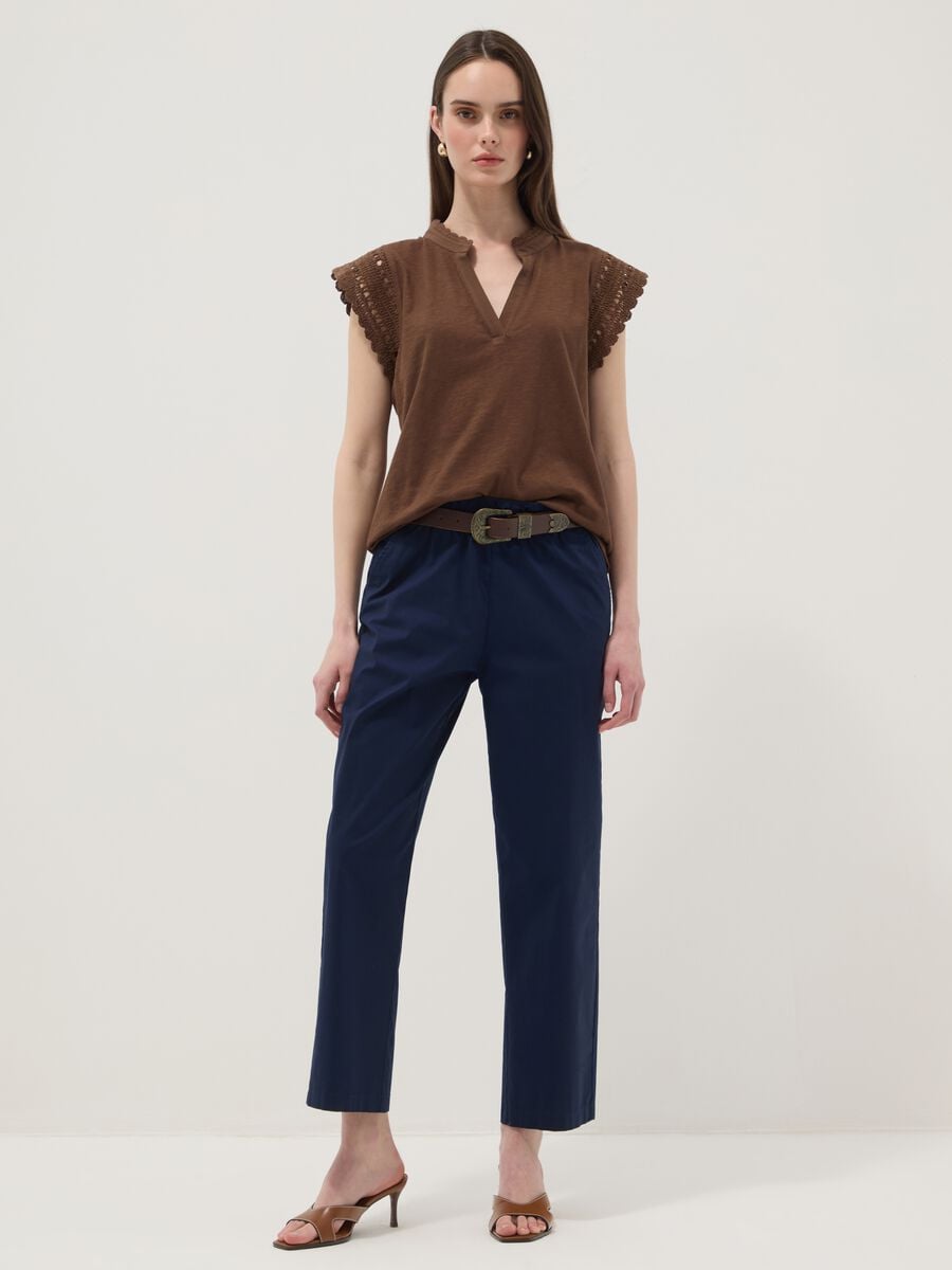 Brown pure cotton T-shirt with crochet details, regular fit_2