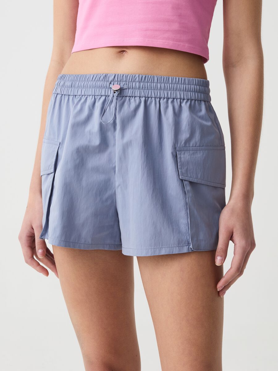 Cargo shorts in nylon_1