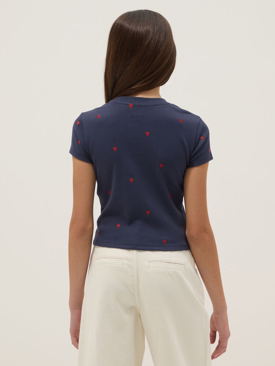 Blue cotton elasticated t-shirt for girls with heart embroidery_1