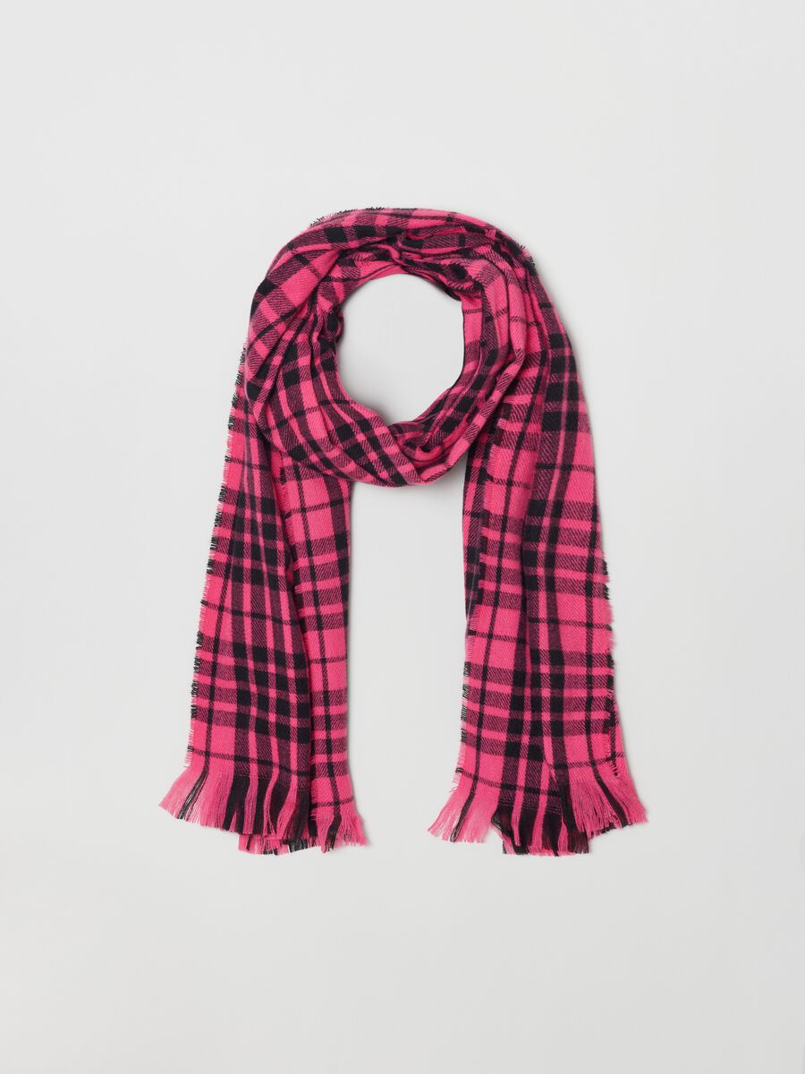 Fringed scarf with check pattern_0