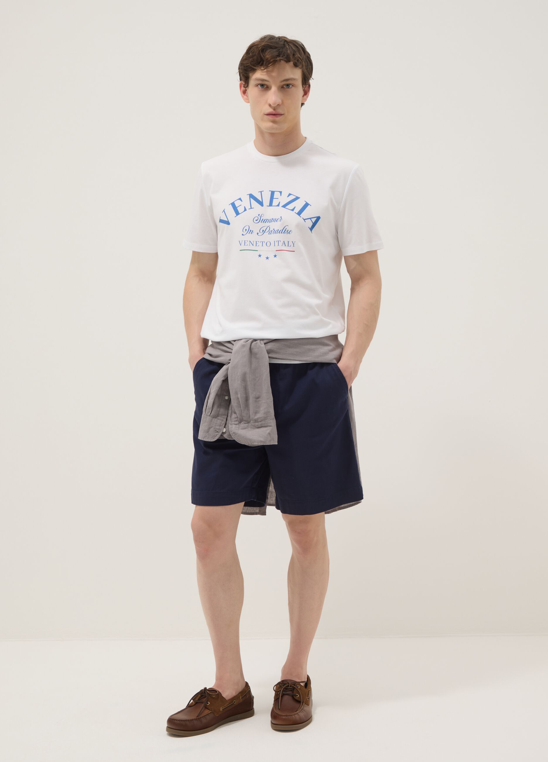 Wei&szlig;es T-Shirt aus reiner Baumwolle mit Frontprint, Regular Fit