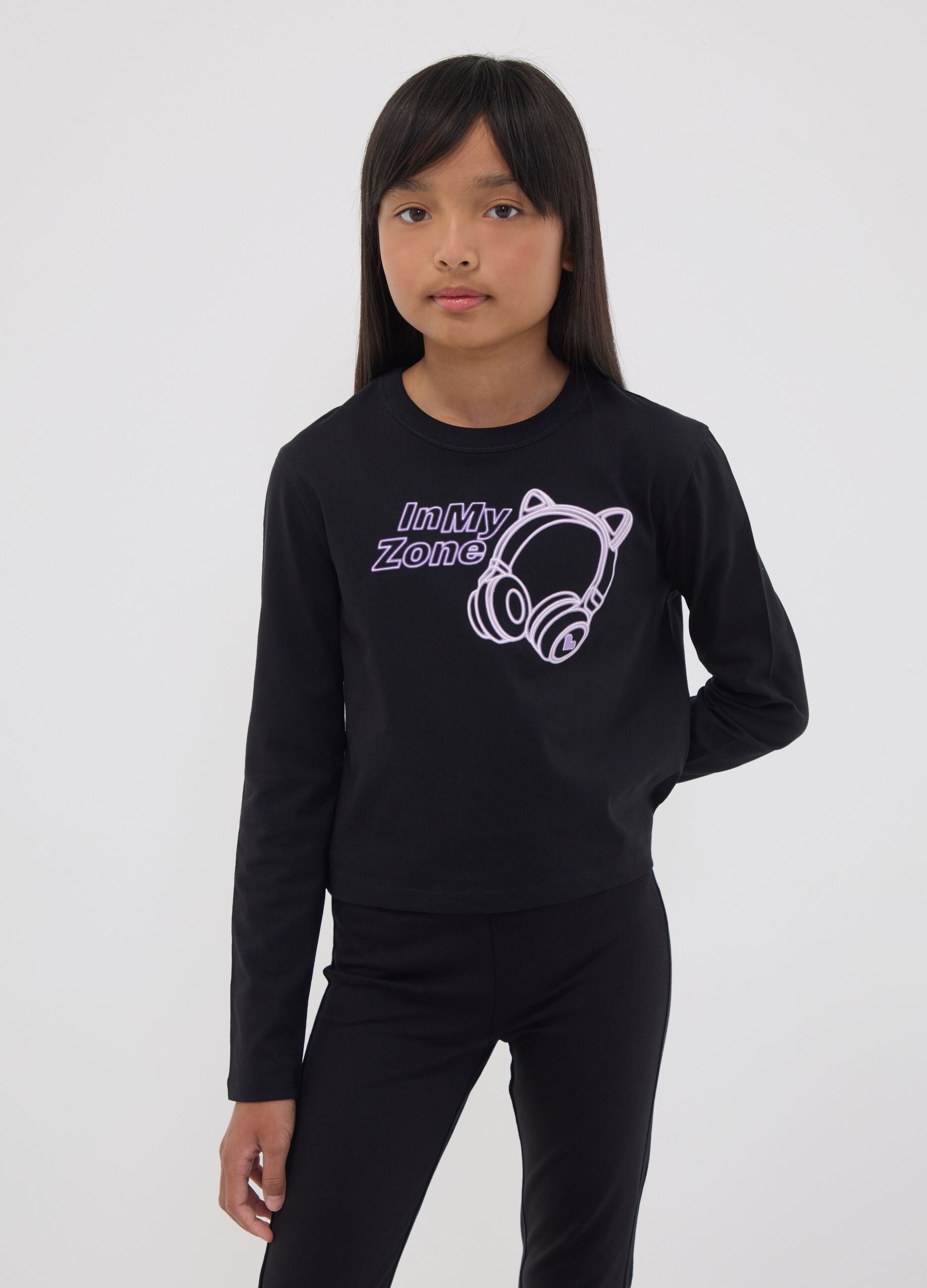 Girls&rsquo; black organic cotton crop T-shirt with ribbed neck