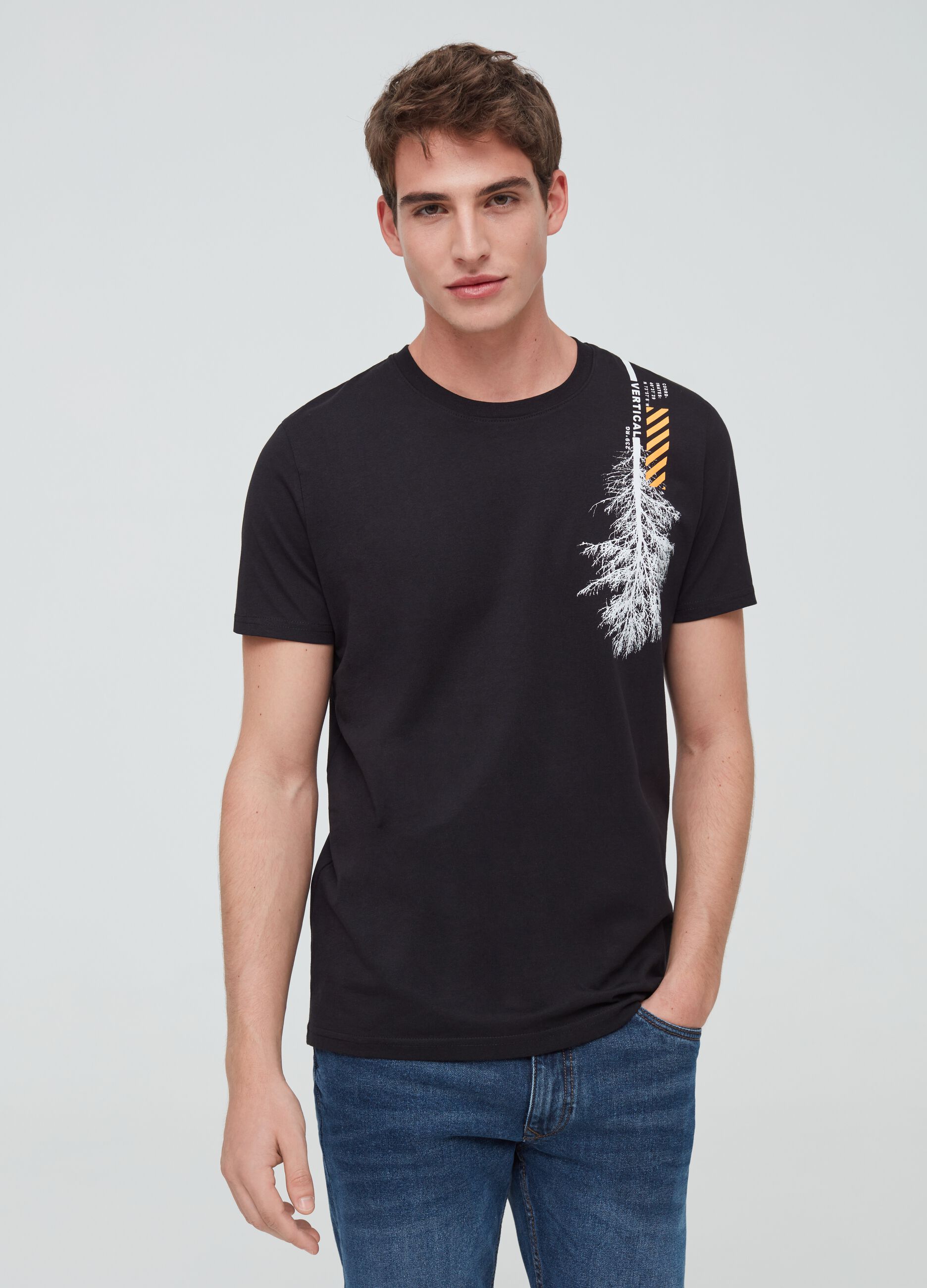 100% cotton T-shirt with tree print