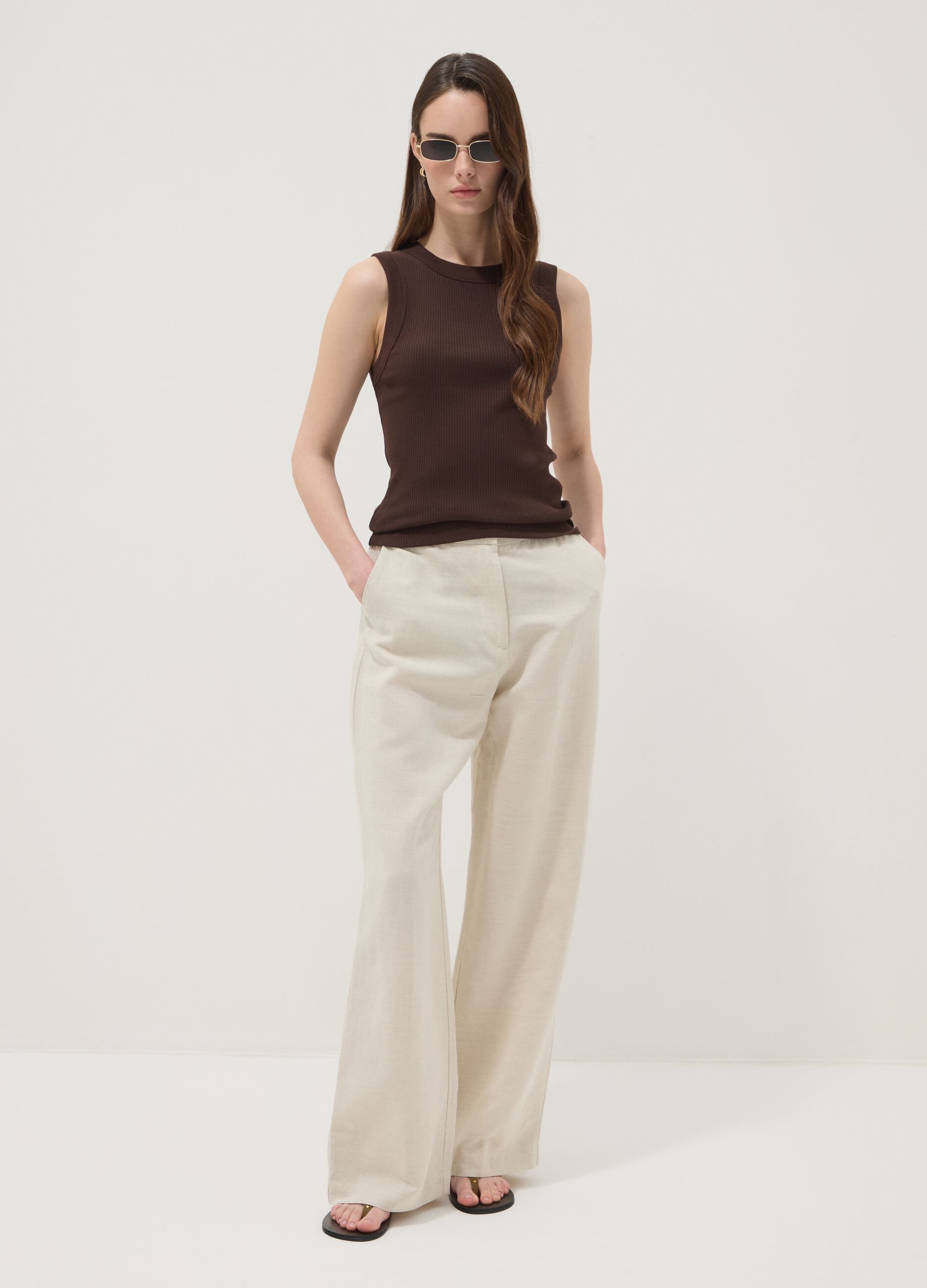 D&eacute;bardeur marron ajust&eacute; en coton stretch c&ocirc;tel&eacute;