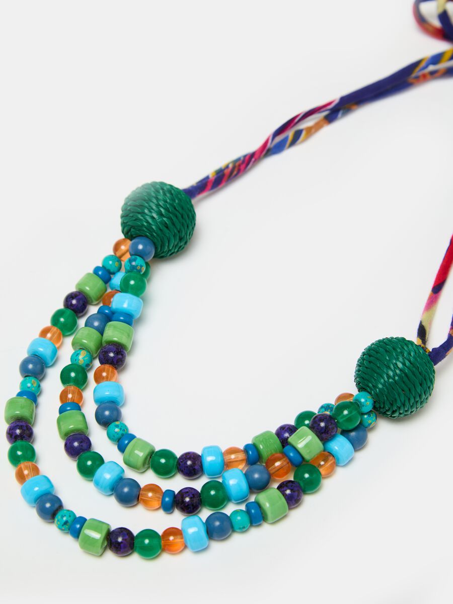 Necklace with coloured gems and laces_2