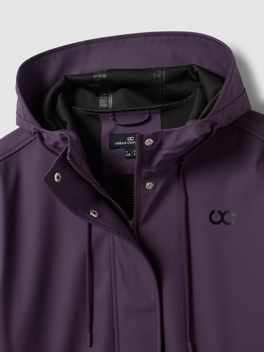 Lange violette Jacke mit Kapuze und Reissverschluss_6