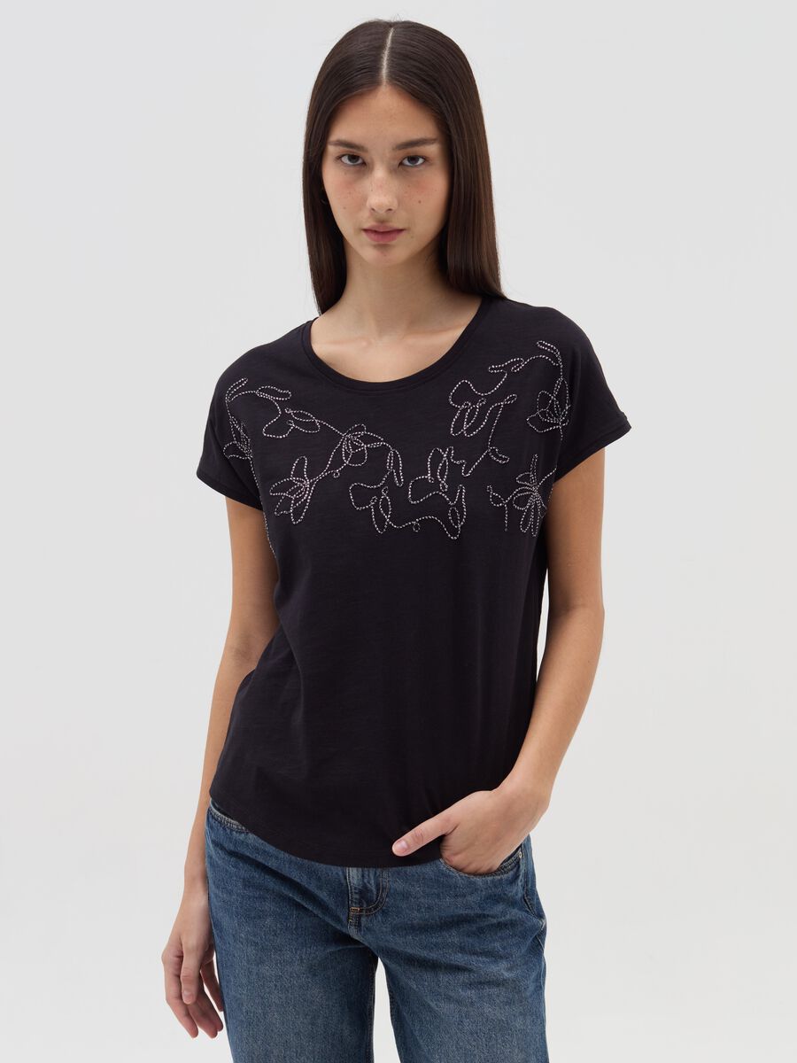 T-shirt with floral embroidery_0