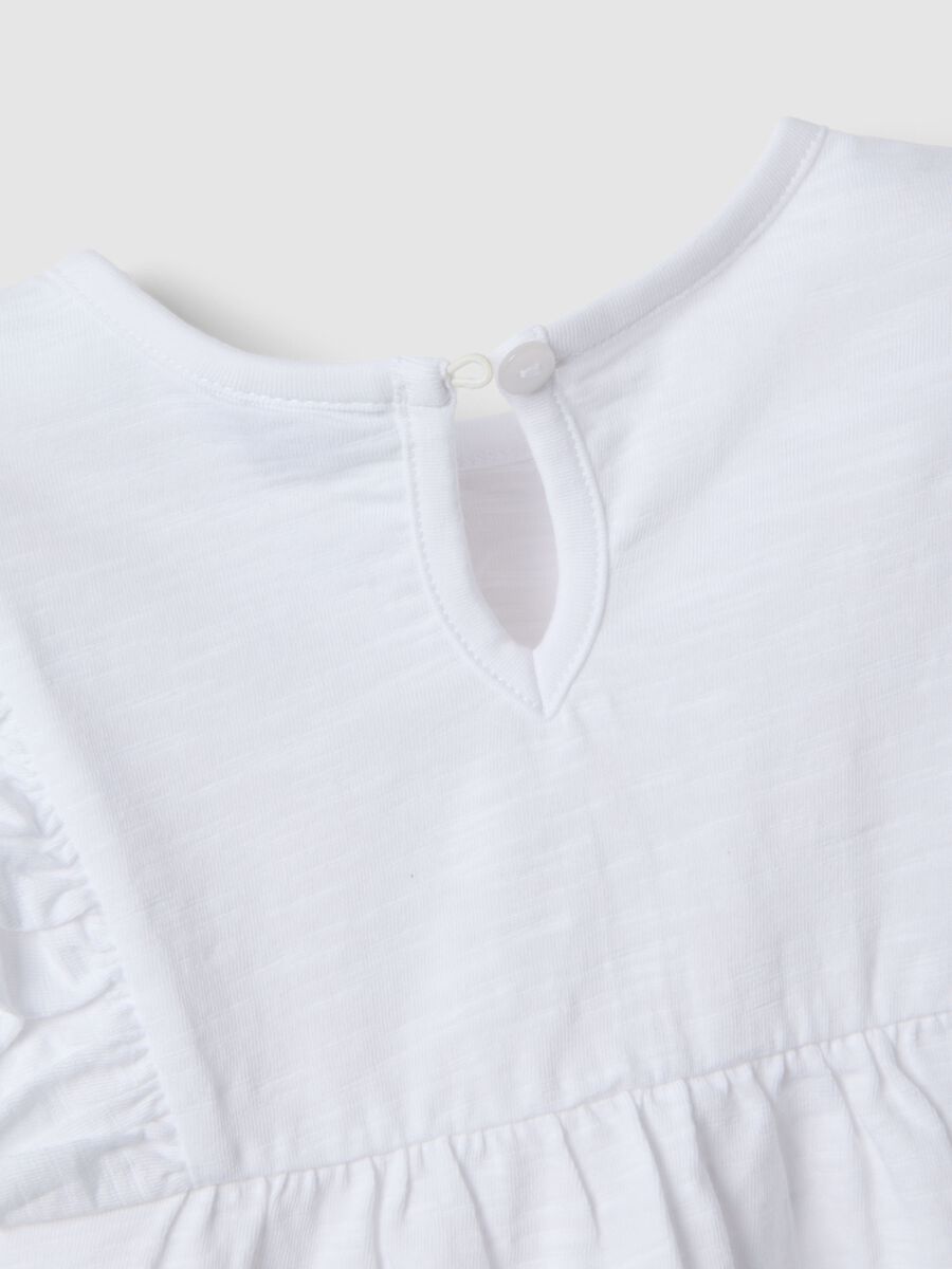 Girls&rsquo; white pure cotton T-shirt, regular fit, with ruffle sleeves_2