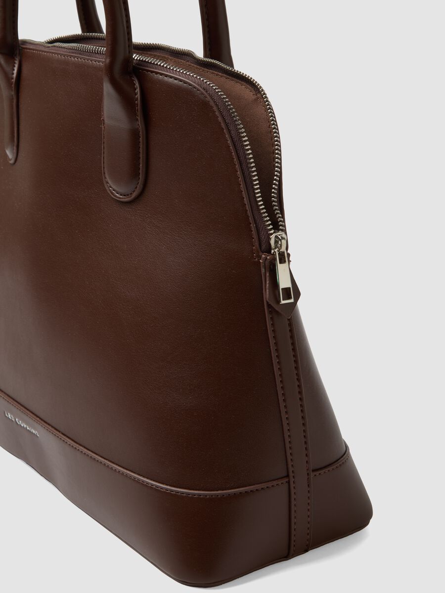 Brown handbag with zip closure_2