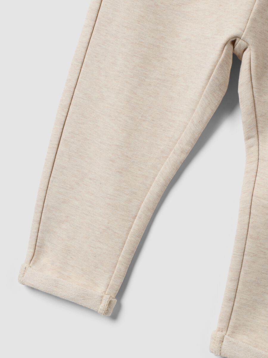 Beige stretch cotton joggers with turn-up cuff for baby girl_3