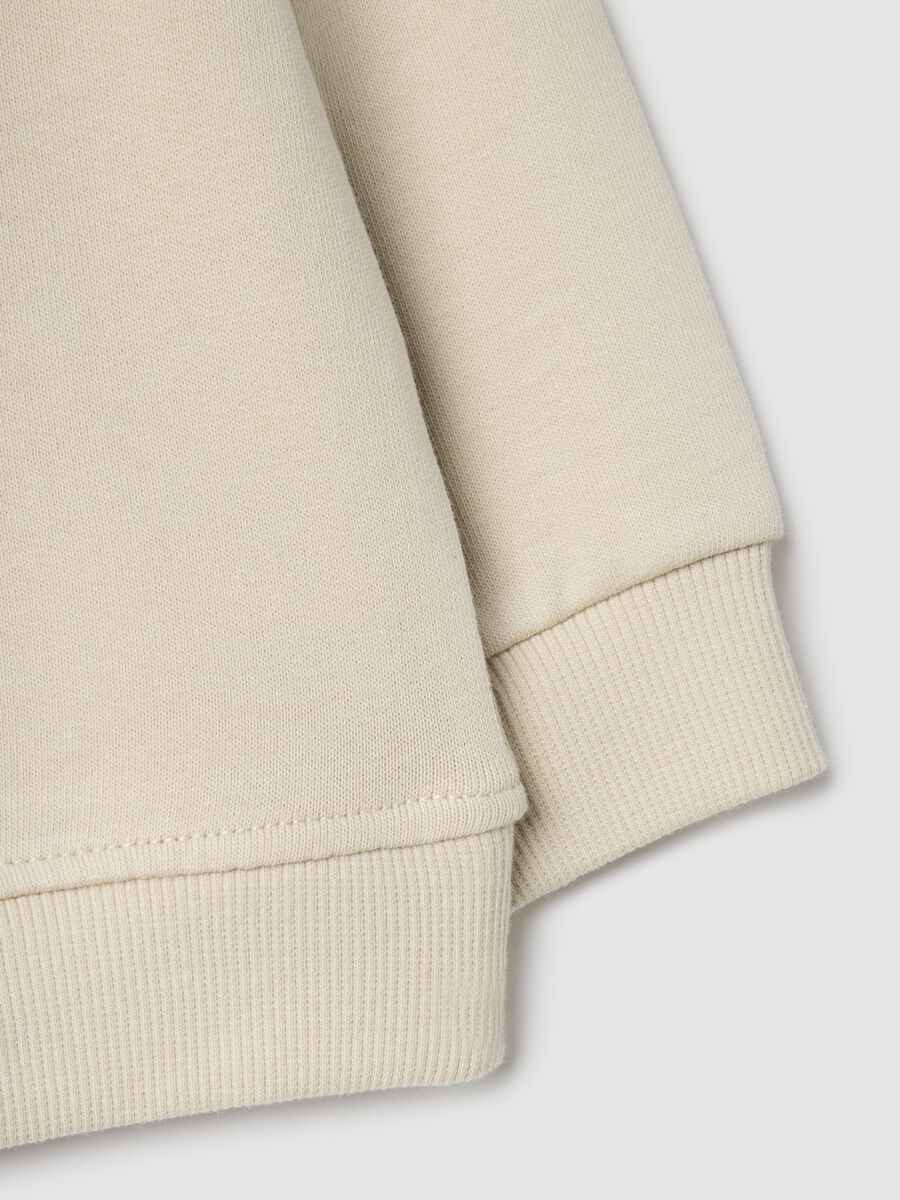 Beige pure cotton regular fit sweatshirt with print for baby_3