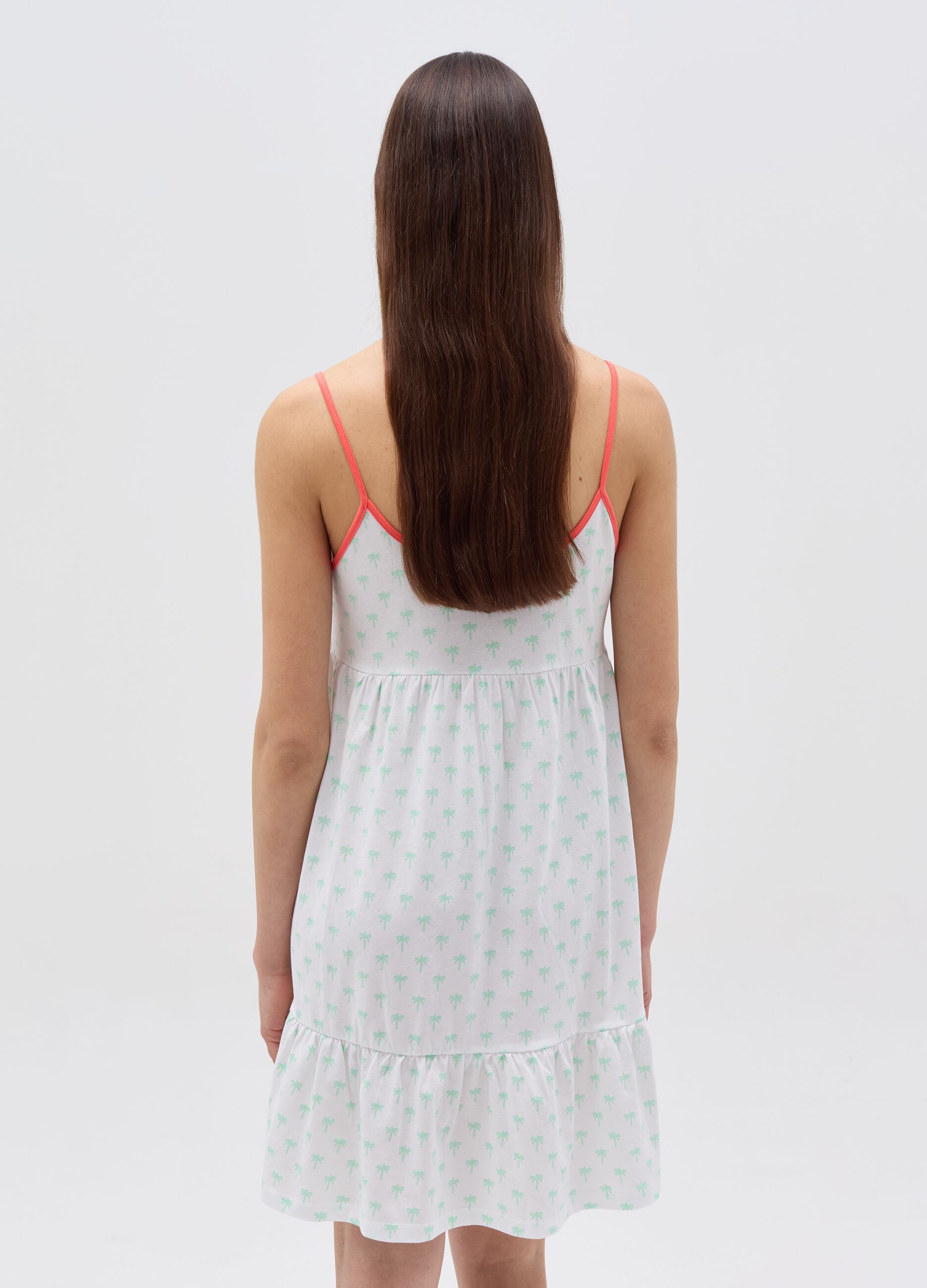 Nightdress with flounce and palms print