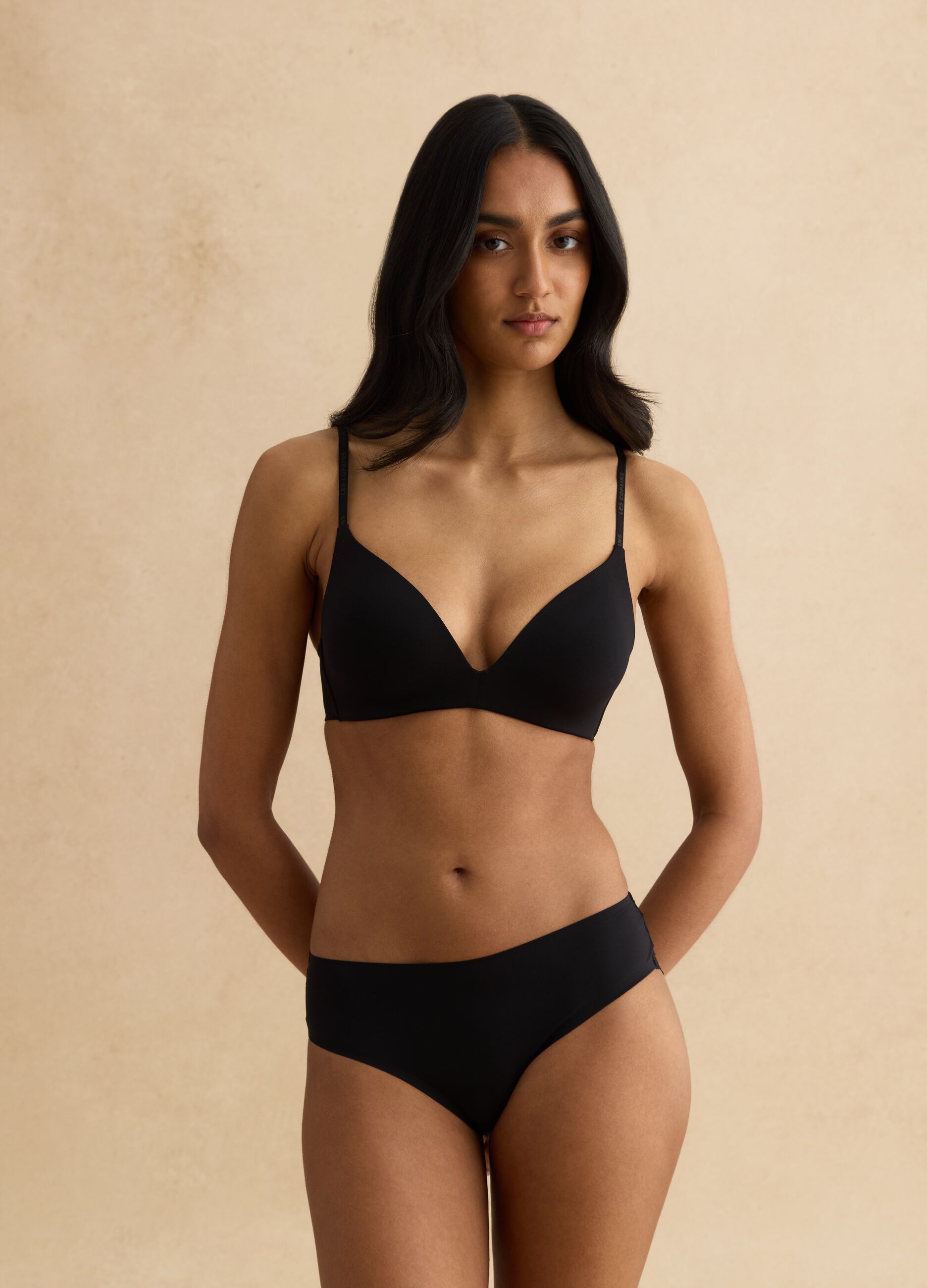 Black regular fit briefs with lace details