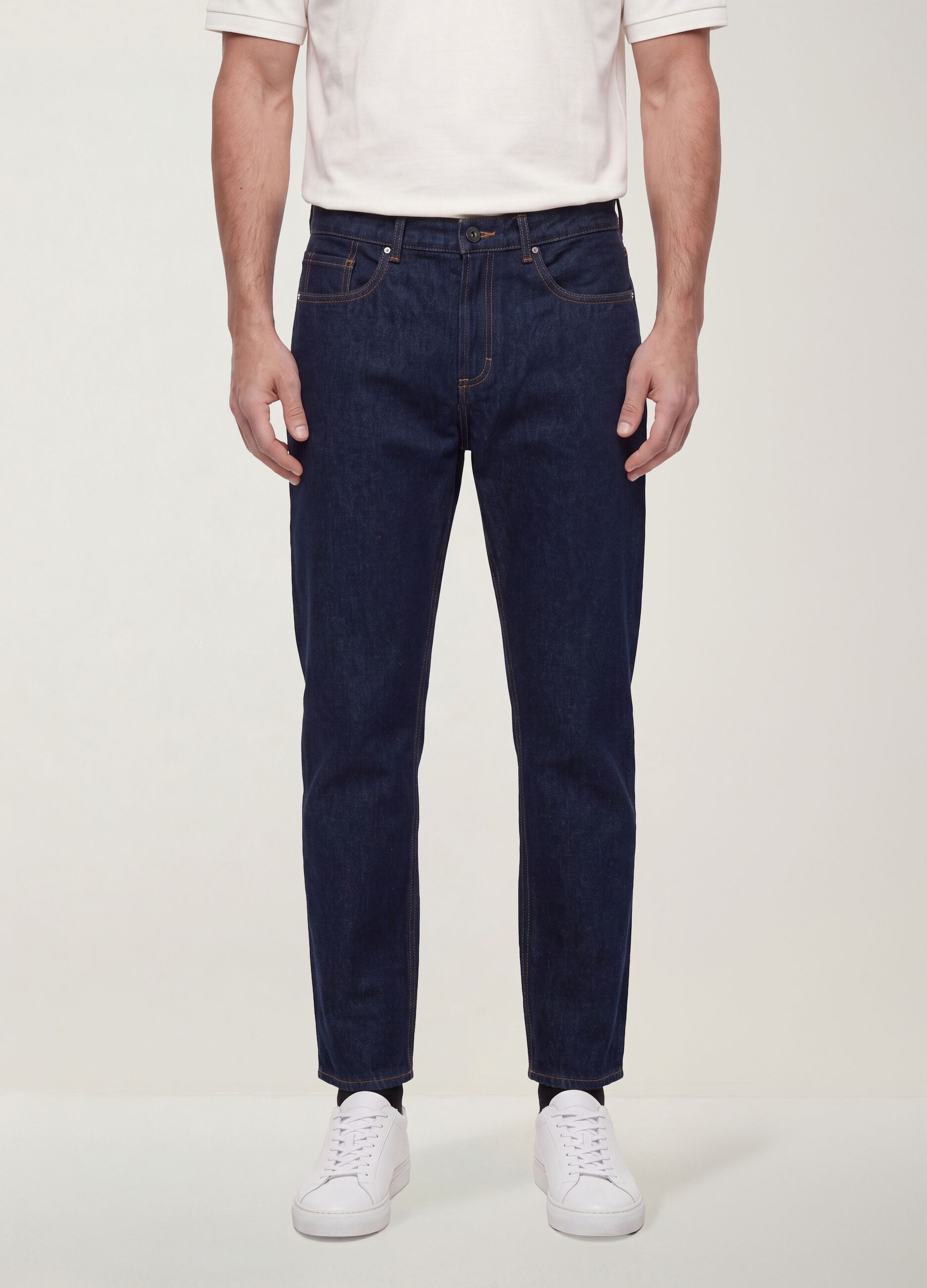Jeans de ganga em algod&atilde;o puro, regular tapered