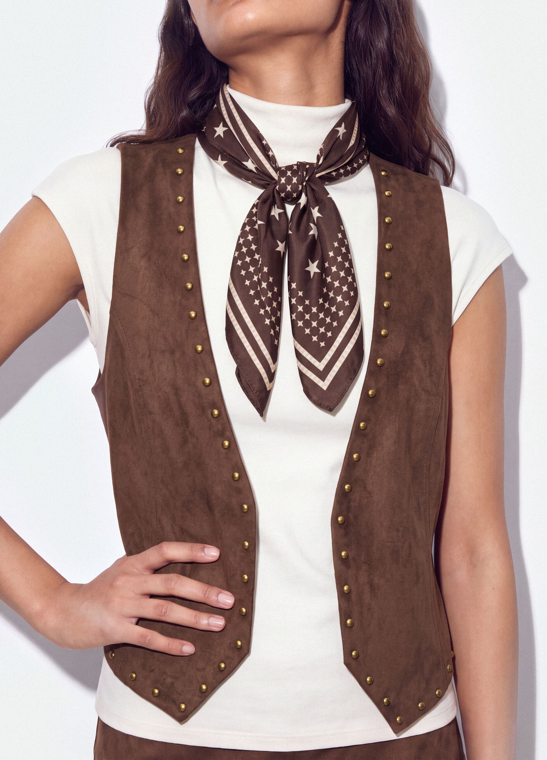 Brown stretch studded waistcoat, regular fit