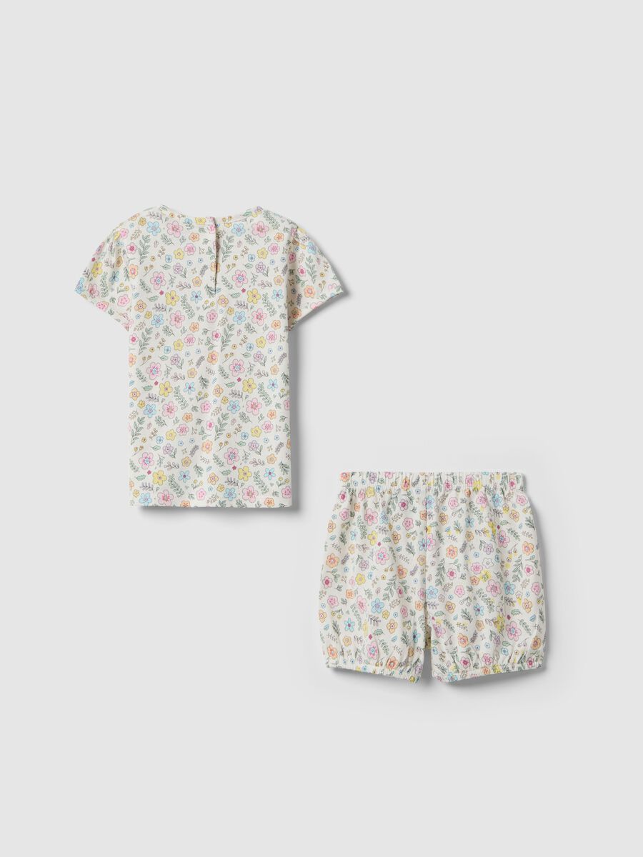 Multicolour pure cotton baby pyjamas with floral design_1