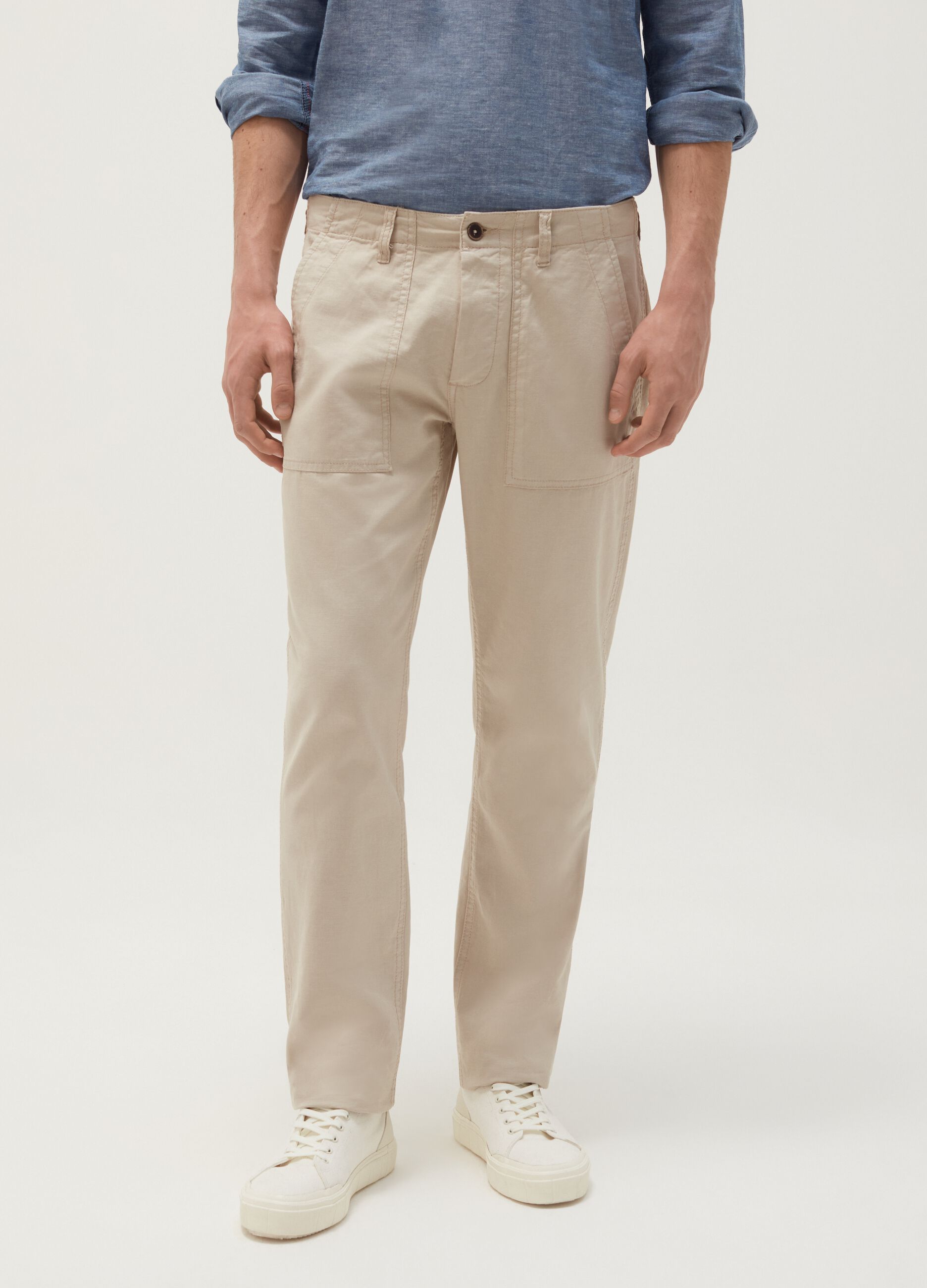 Pantaloni regular fit in lino e cotone 