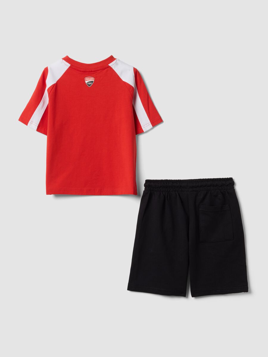 Red and black stretch cotton set with T-shirt and shorts_1
