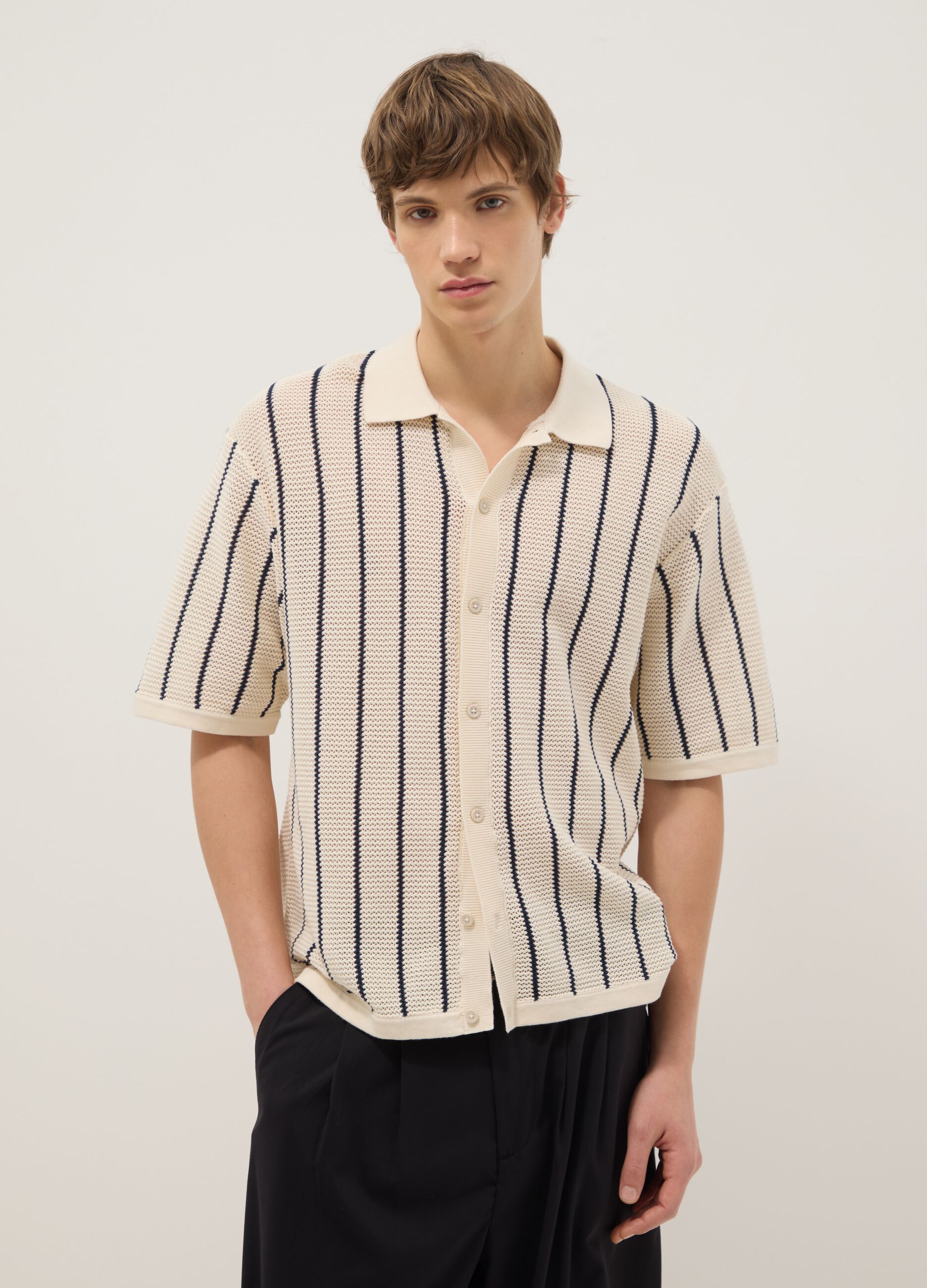 &Pi;ό&lambda;&omicron; &alpha;&pi;ό &kappa;&alpha;&theta;&alpha;&rho;ό &beta;&alpha;&mu;&beta;ά&kappa;&iota; &mu;&epsilon; &pi;&omicron;&lambda;ύ&chi;&rho;&omega;&mu;&epsilon;&sigmaf; &rho;ί&gamma;&epsilon;&sigmaf; regular fit &kappa;&alpha;&iota; &kappa;&omicron;&lambda;ά&rho;&omicron; bowling