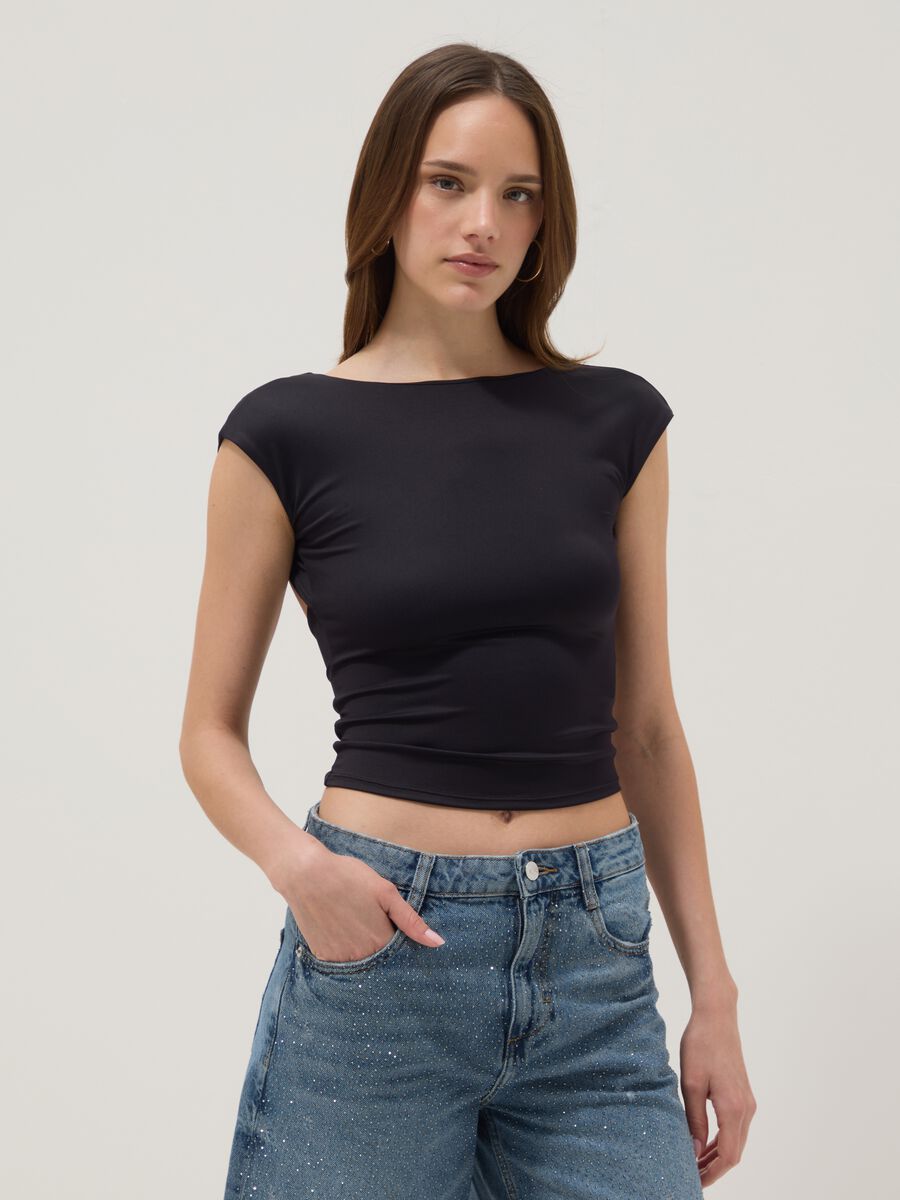 Schwarzes Top aus Stretchmaterial_3