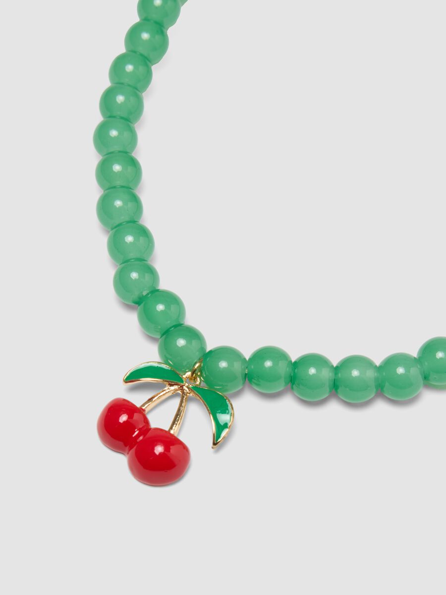Gr&uuml;ne Halskette mit Kirsch-Anh&auml;nger_2