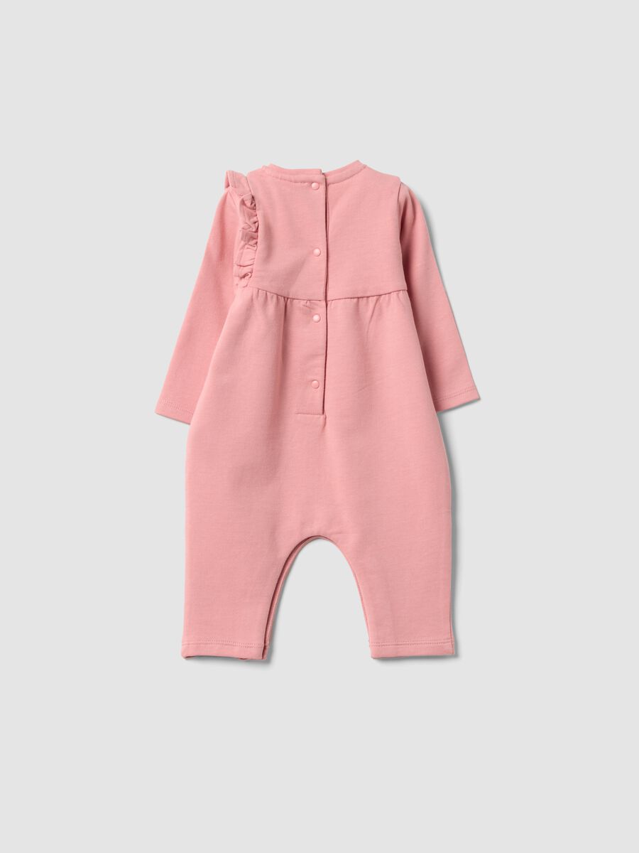 Rosa Strampler aus reiner Bio-Baumwolle mit Volant f&uuml;r Baby M&auml;dchen_1