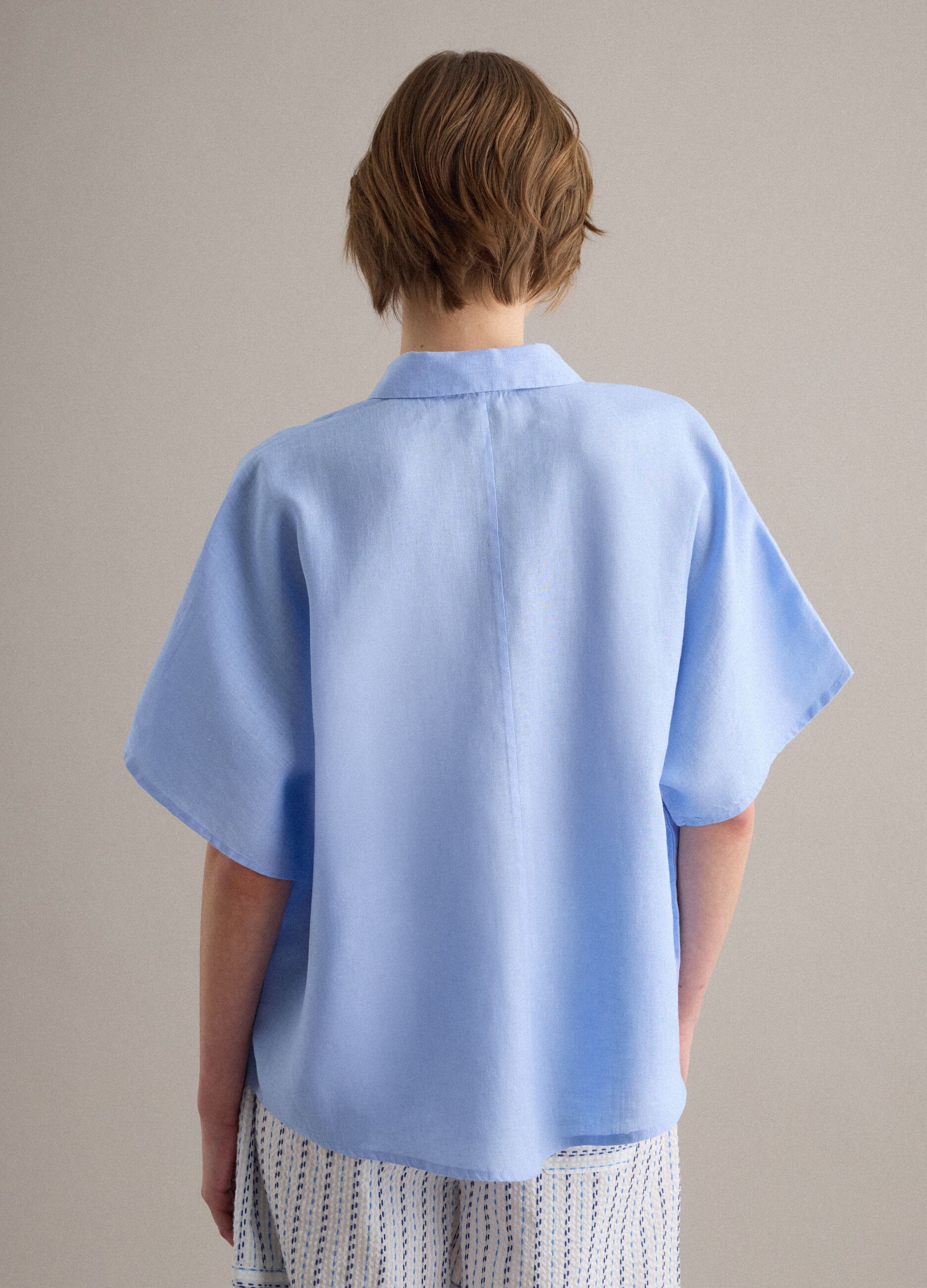 Camisa azul claro de lino puro regular fit